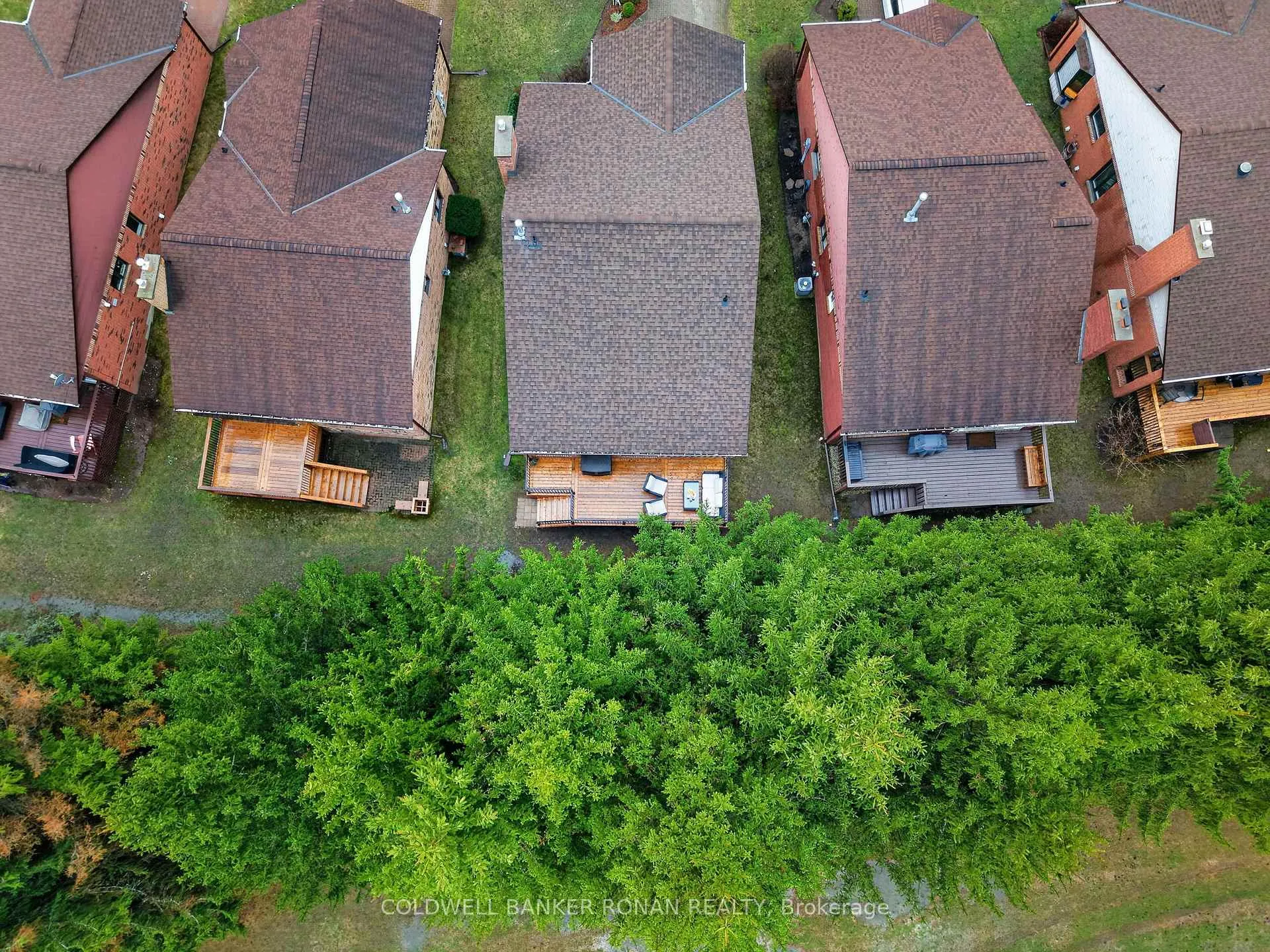Photo 47 of 16 Green Briar Road, New Tecumseth, Alliston — HOMEH