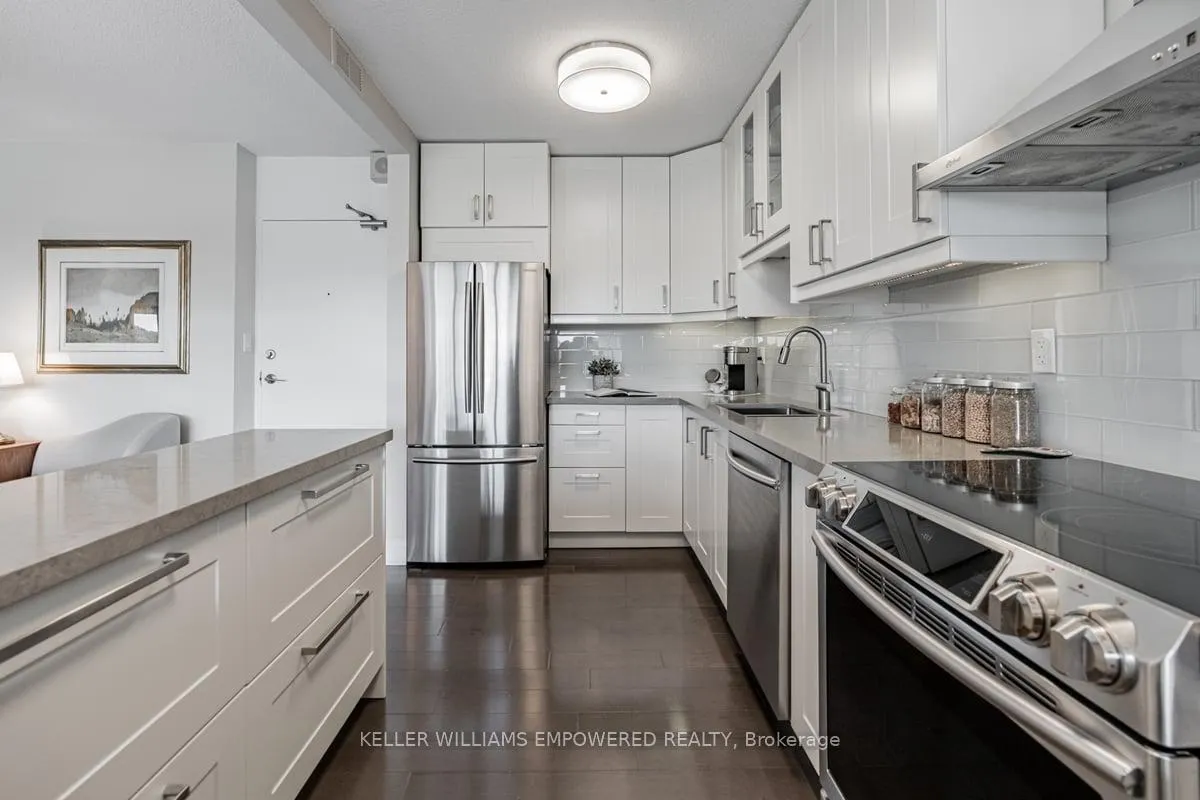 Photo 11 of Unit 403, 240 Scarlett Road, Toronto, Rockcliffe-Smythe — HOMEH