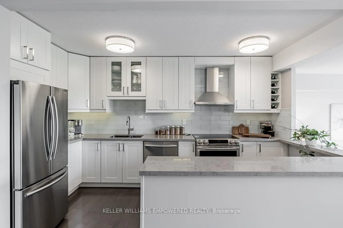 Photo 12 of Unit 403, 240 Scarlett Road, Toronto, Rockcliffe-Smythe — HOMEH