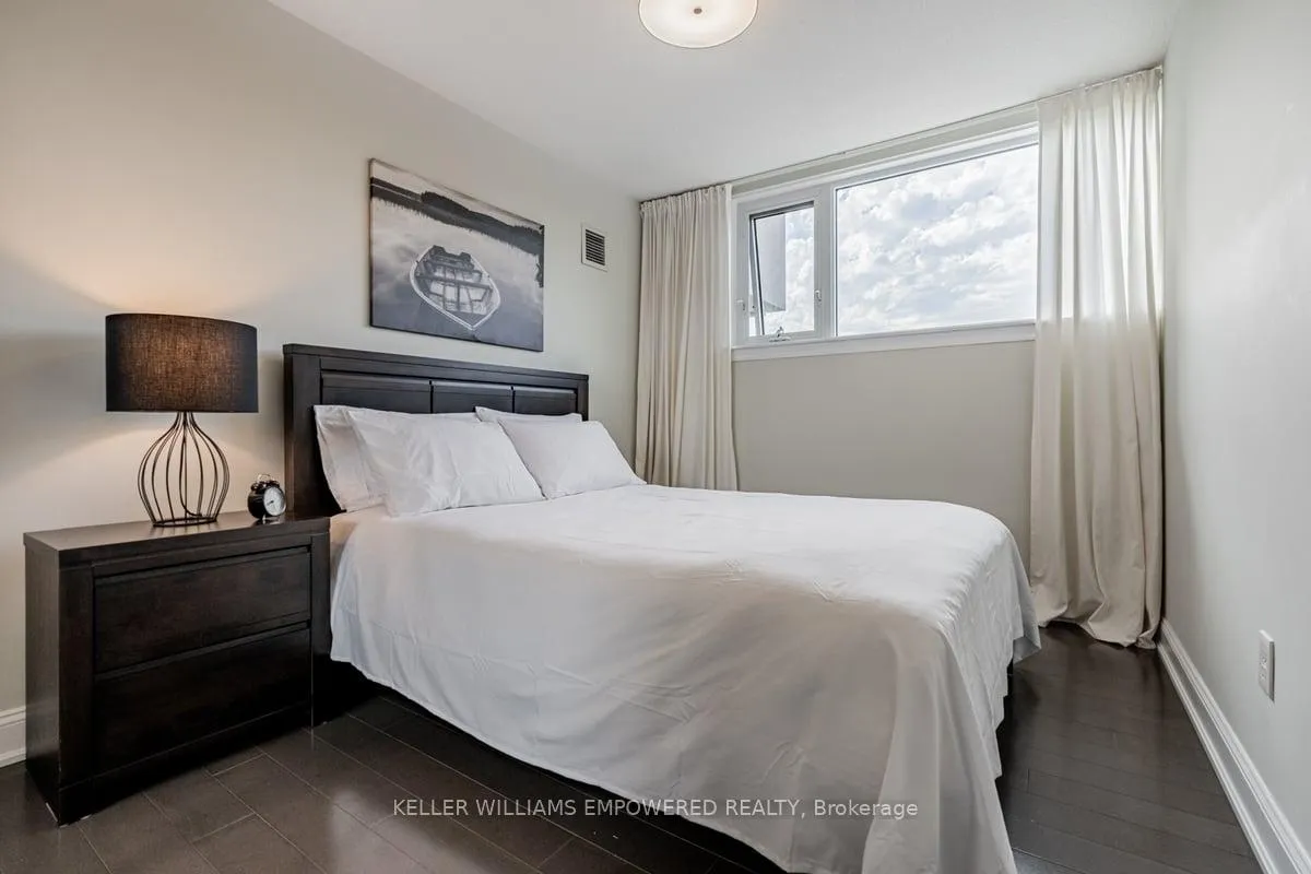 Photo 19 of Unit 403, 240 Scarlett Road, Toronto, Rockcliffe-Smythe — HOMEH