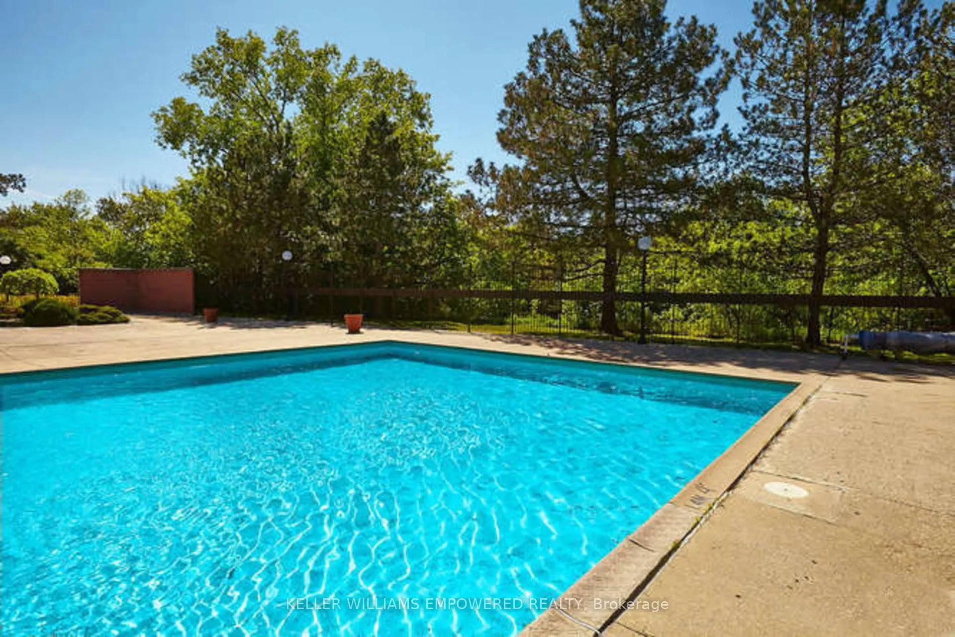 Photo 39 of Unit 403, 240 Scarlett Road, Toronto, Rockcliffe-Smythe — HOMEH