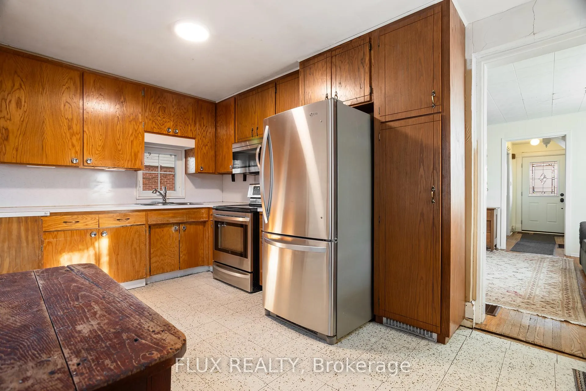 Photo 20 of 118 Krug Street, Kitchener — HOMEH