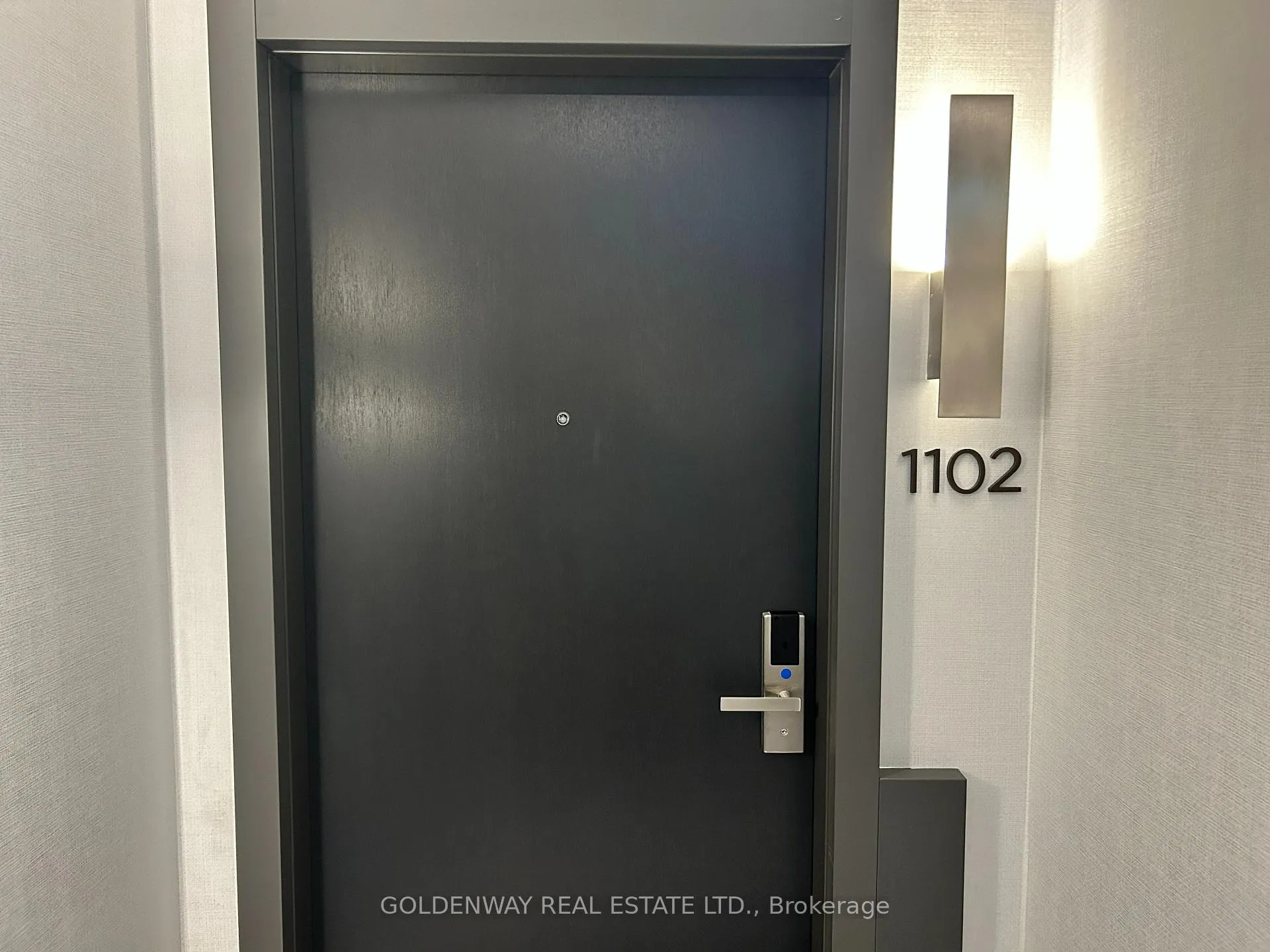 Photo 2 of Unit 1102, 8 Water Walk Drive, Markham, Unionville — HOMEH