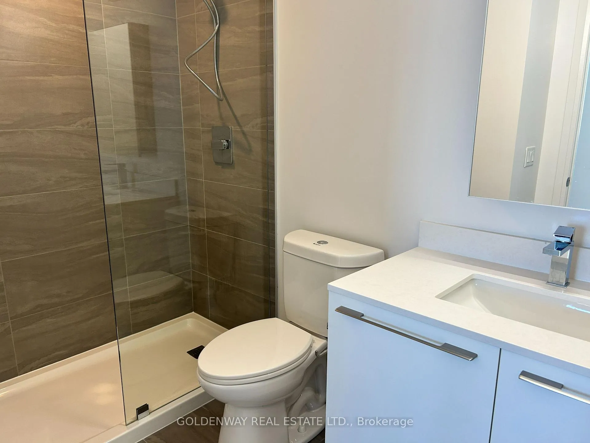 Photo 12 of Unit 1102, 8 Water Walk Drive, Markham, Unionville — HOMEH