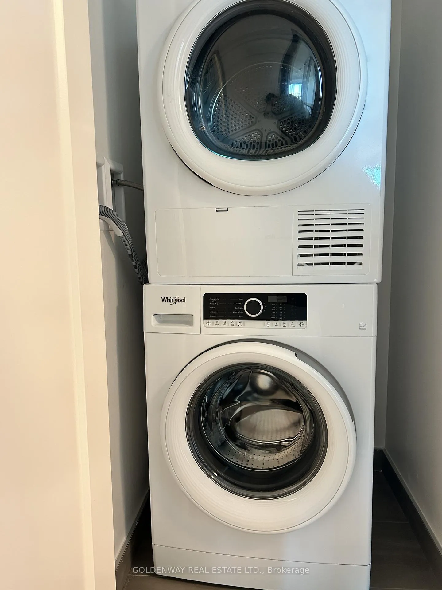 Photo 14 of Unit 1102, 8 Water Walk Drive, Markham, Unionville — HOMEH