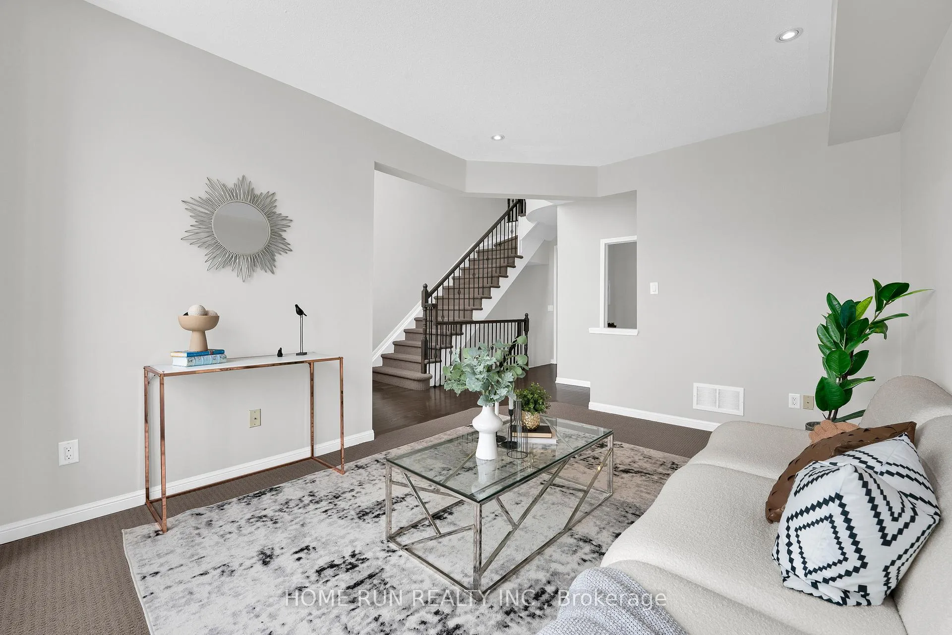 Photo 10 of 142 Battersea Crescent, Ottawa, Kanata - Kanata Lakes/Heritage Hills — HOMEH