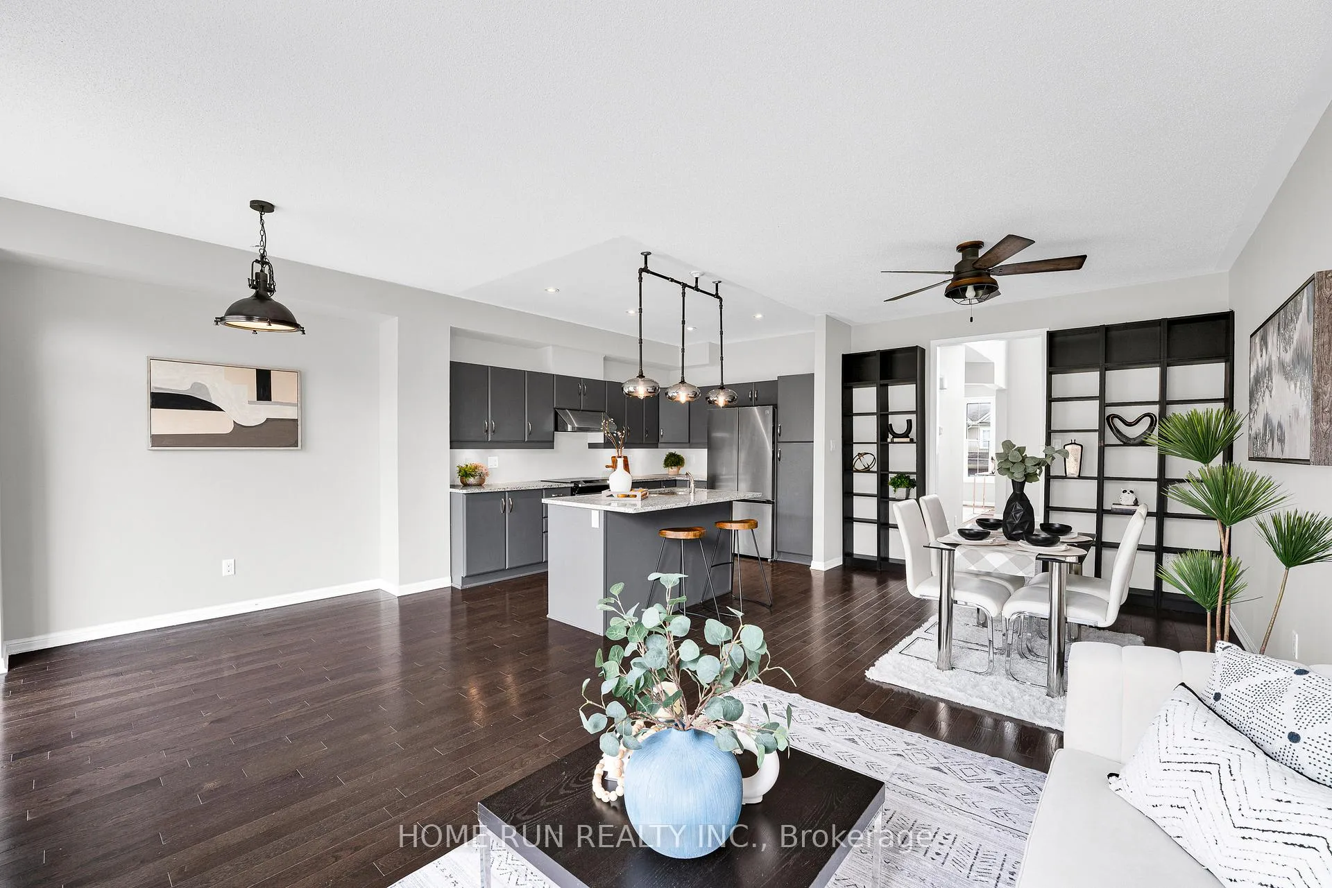 Photo 11 of 142 Battersea Crescent, Ottawa, Kanata - Kanata Lakes/Heritage Hills — HOMEH