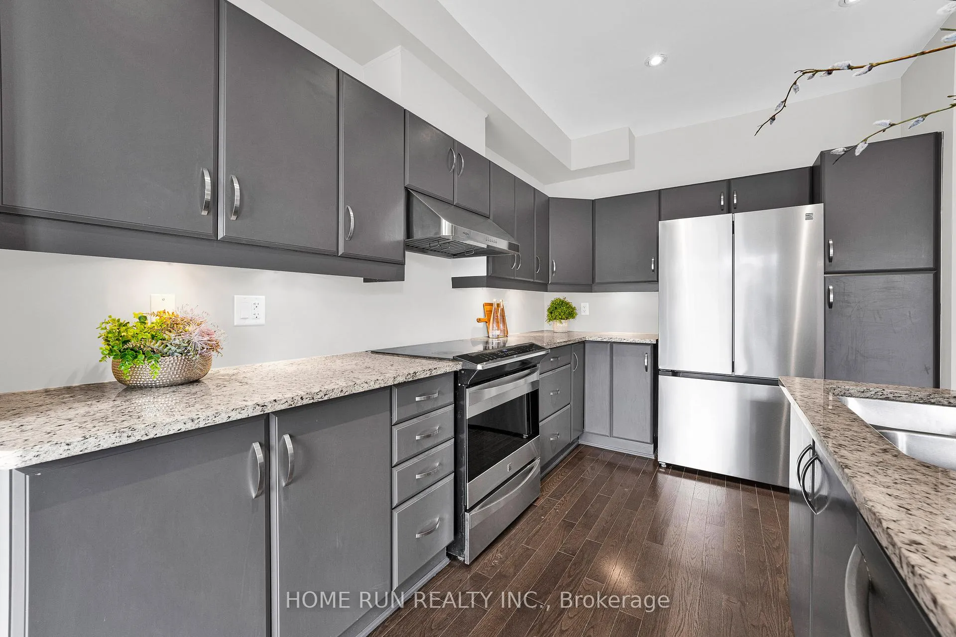 Photo 13 of 142 Battersea Crescent, Ottawa, Kanata - Kanata Lakes/Heritage Hills — HOMEH
