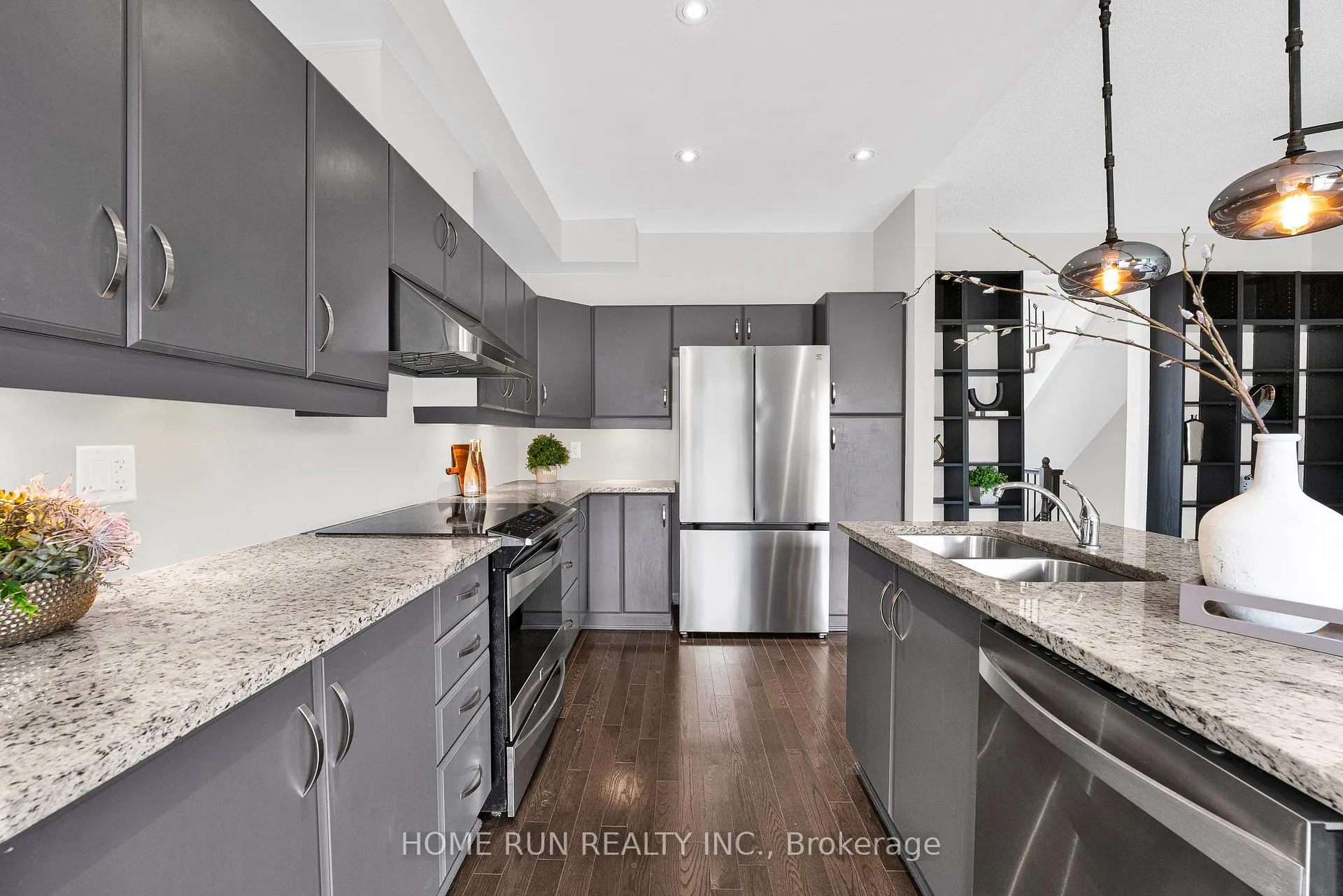 Photo 14 of 142 Battersea Crescent, Ottawa, Kanata - Kanata Lakes/Heritage Hills — HOMEH