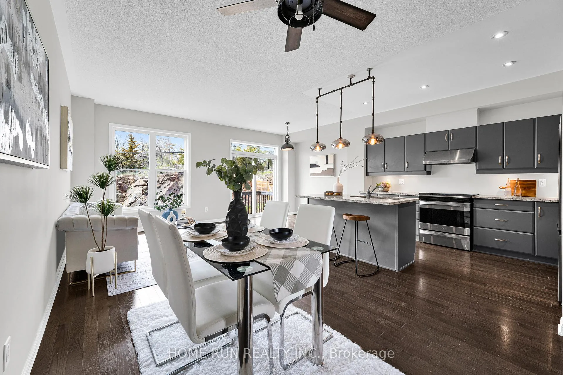 Photo 20 of 142 Battersea Crescent, Ottawa, Kanata - Kanata Lakes/Heritage Hills — HOMEH