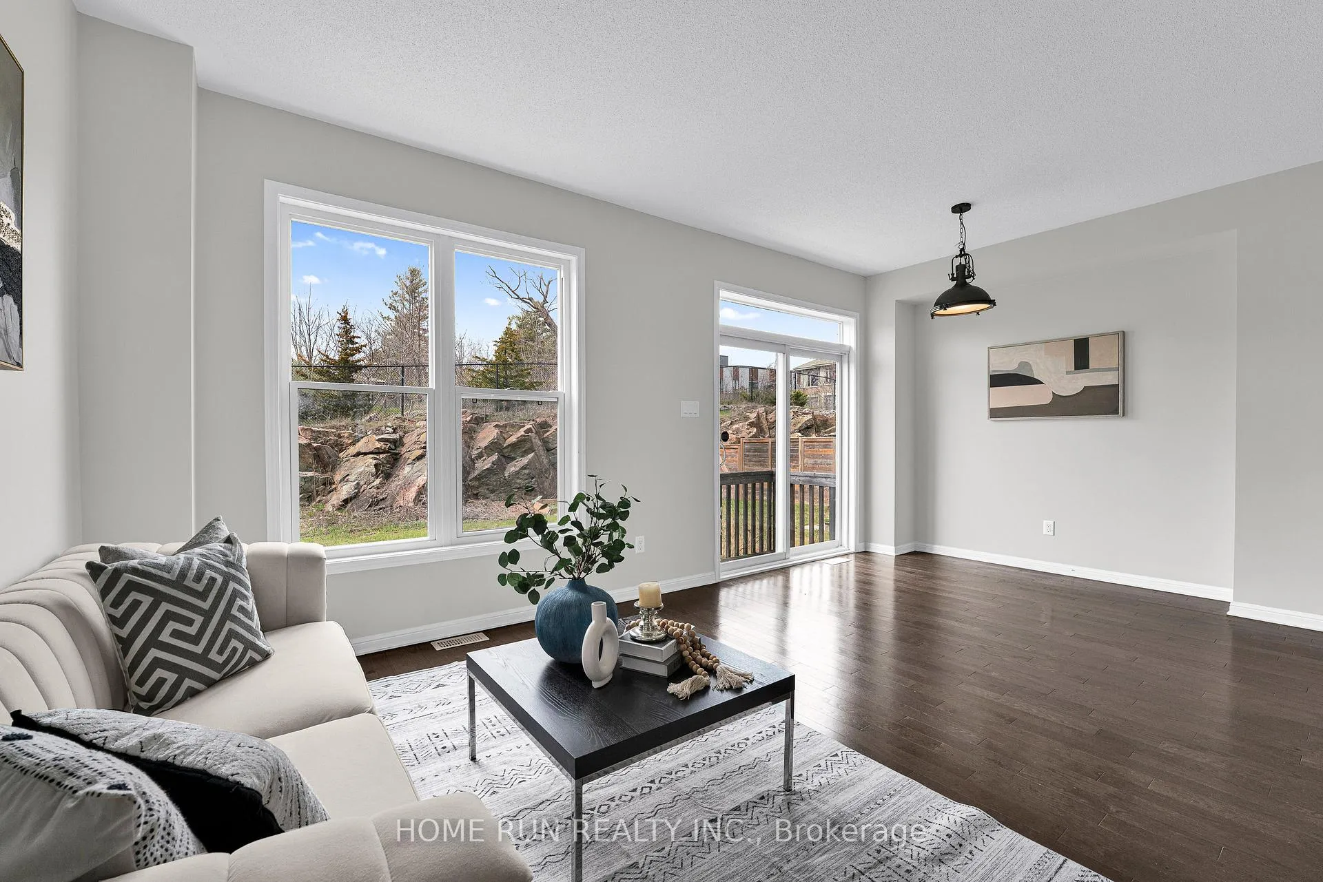 Photo 24 of 142 Battersea Crescent, Ottawa, Kanata - Kanata Lakes/Heritage Hills — HOMEH
