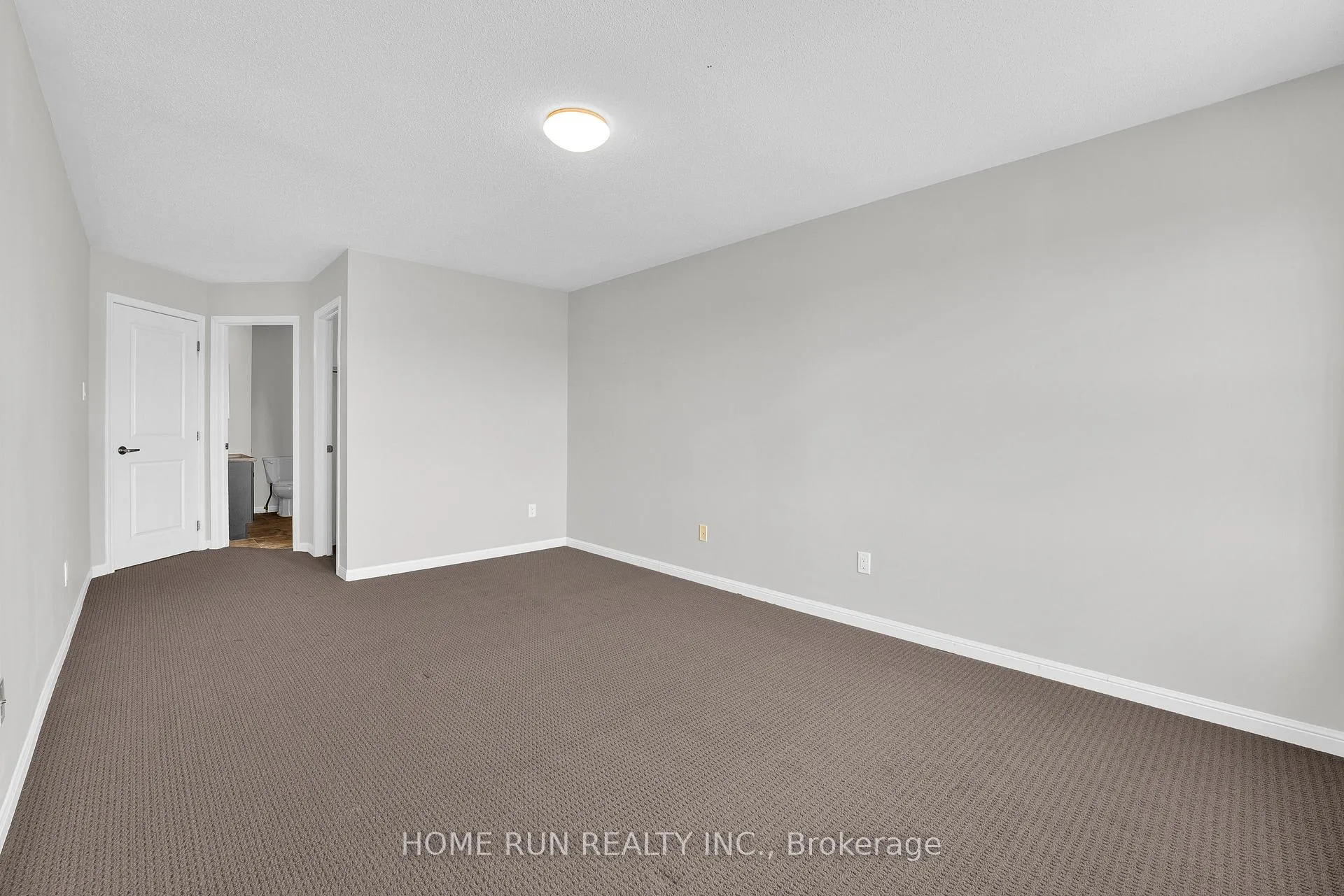 Photo 33 of 142 Battersea Crescent, Ottawa, Kanata - Kanata Lakes/Heritage Hills — HOMEH