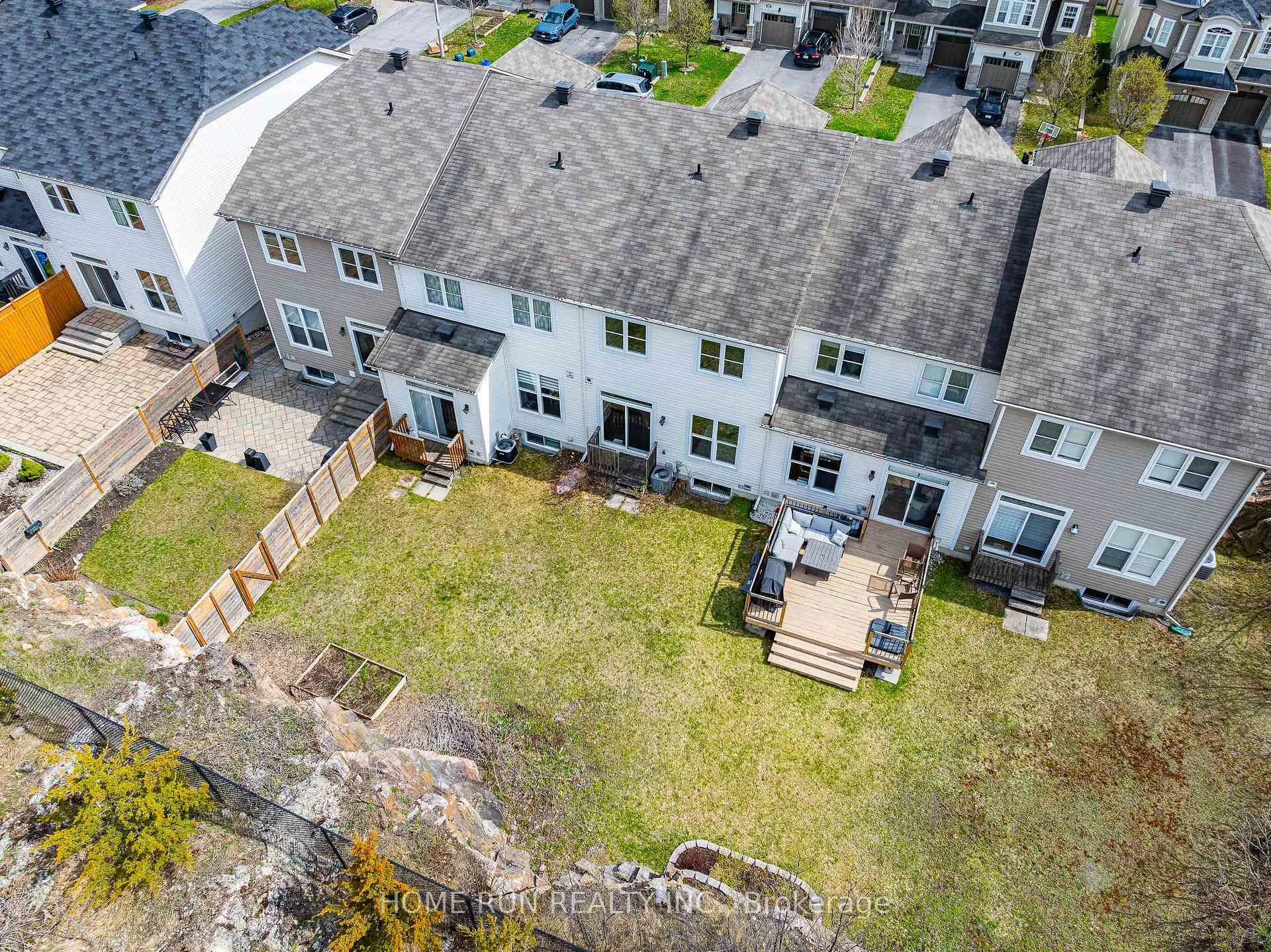 Photo 49 of 142 Battersea Crescent, Ottawa, Kanata - Kanata Lakes/Heritage Hills — HOMEH
