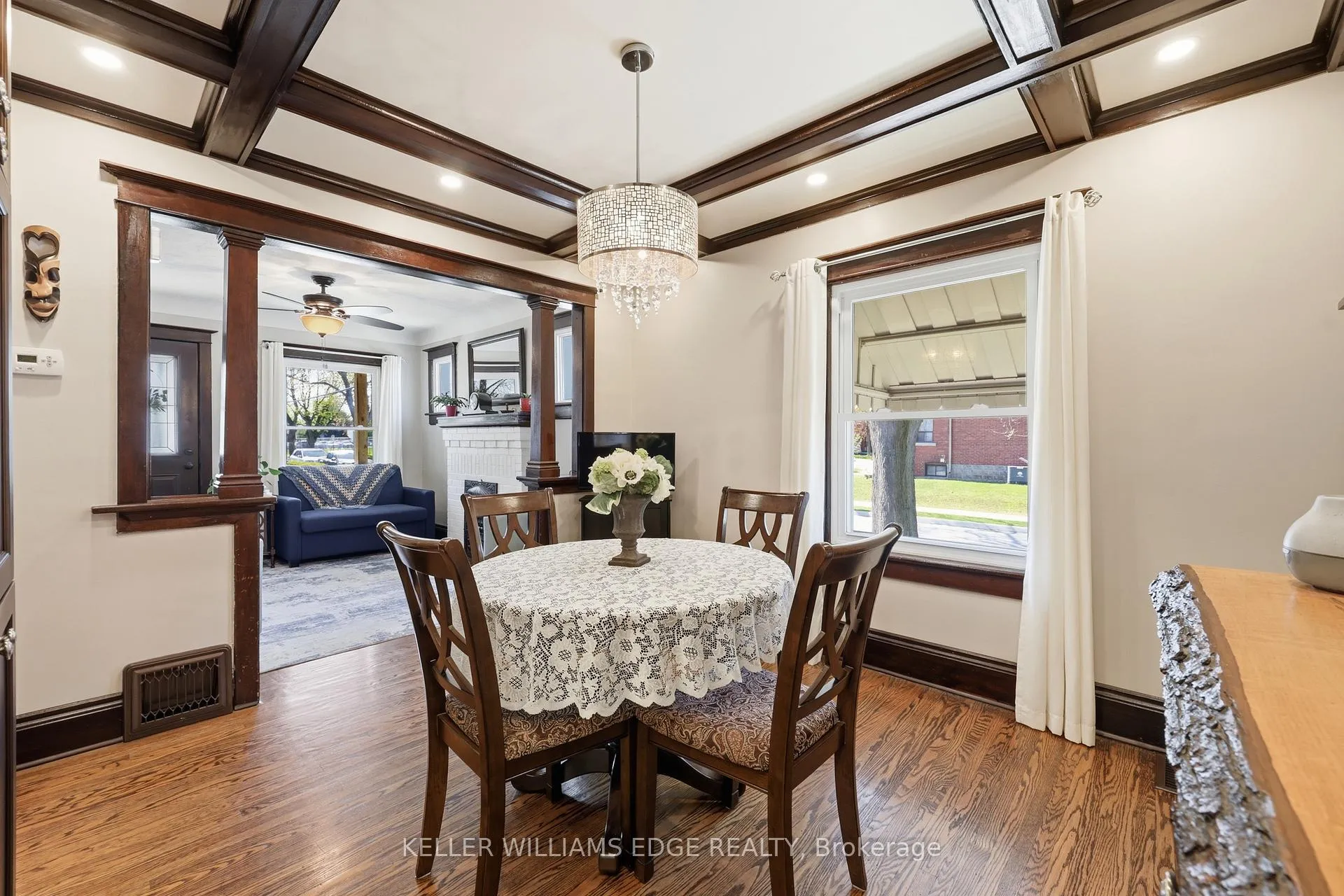 Photo 10 of 74 Graham Avenue S, Hamilton, Delta — HOMEH
