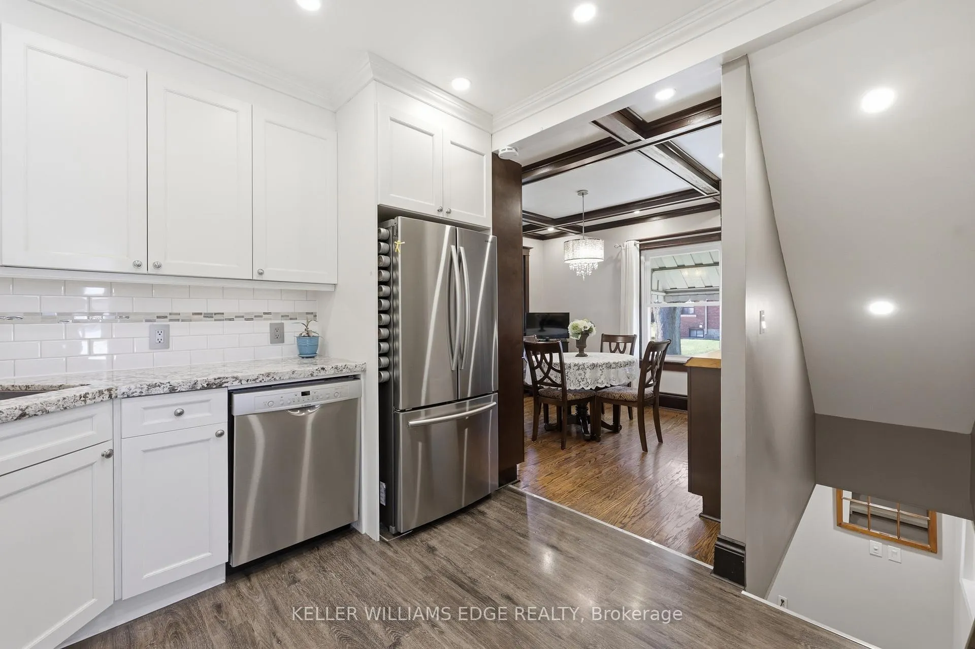 Photo 14 of 74 Graham Avenue S, Hamilton, Delta — HOMEH
