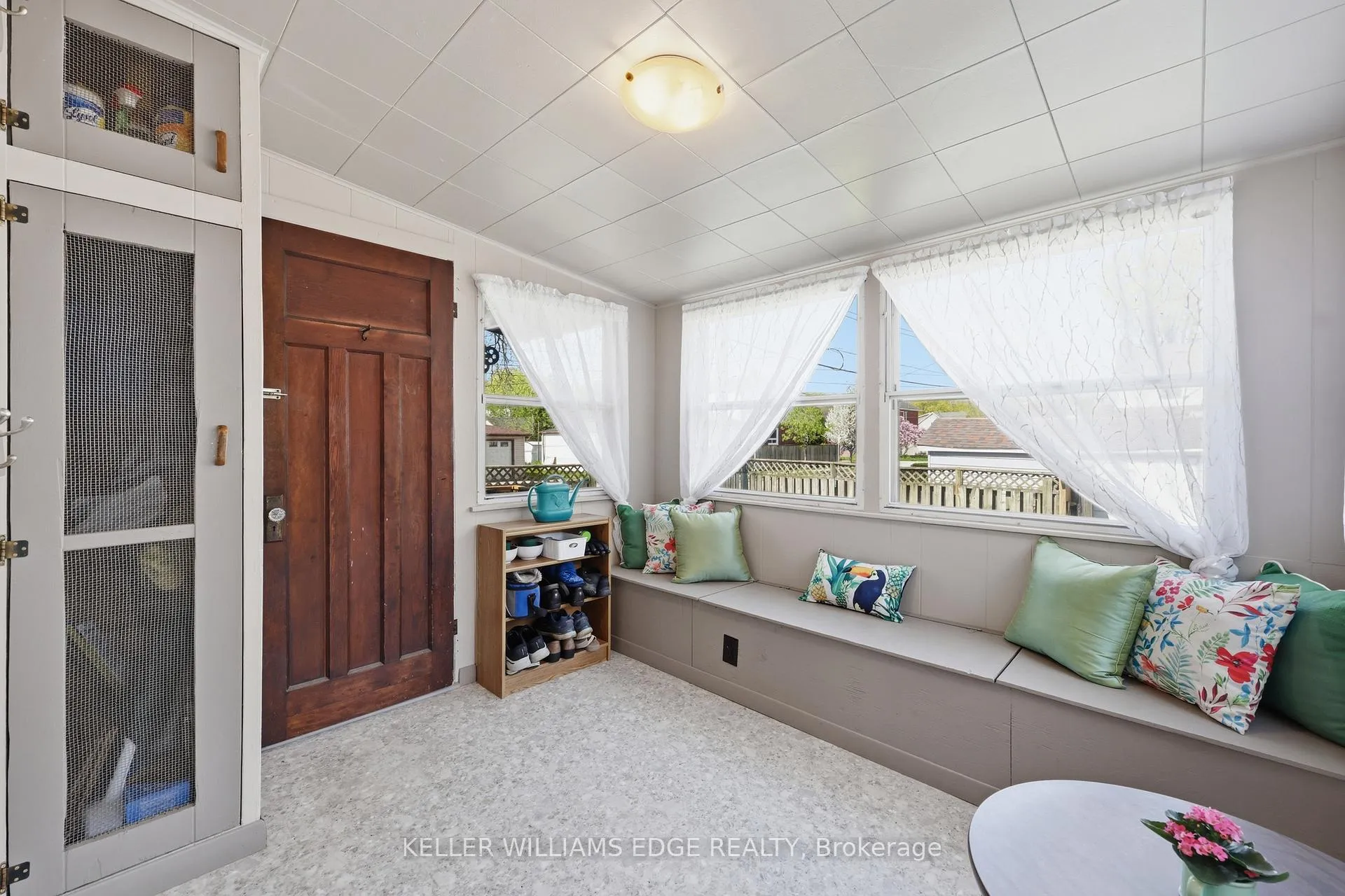 Photo 17 of 74 Graham Avenue S, Hamilton, Delta — HOMEH