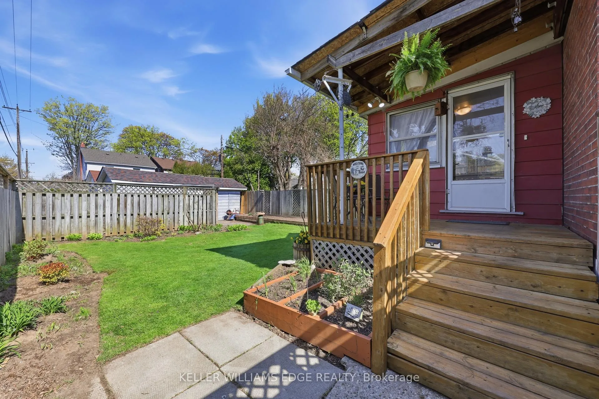 Photo 29 of 74 Graham Avenue S, Hamilton, Delta — HOMEH