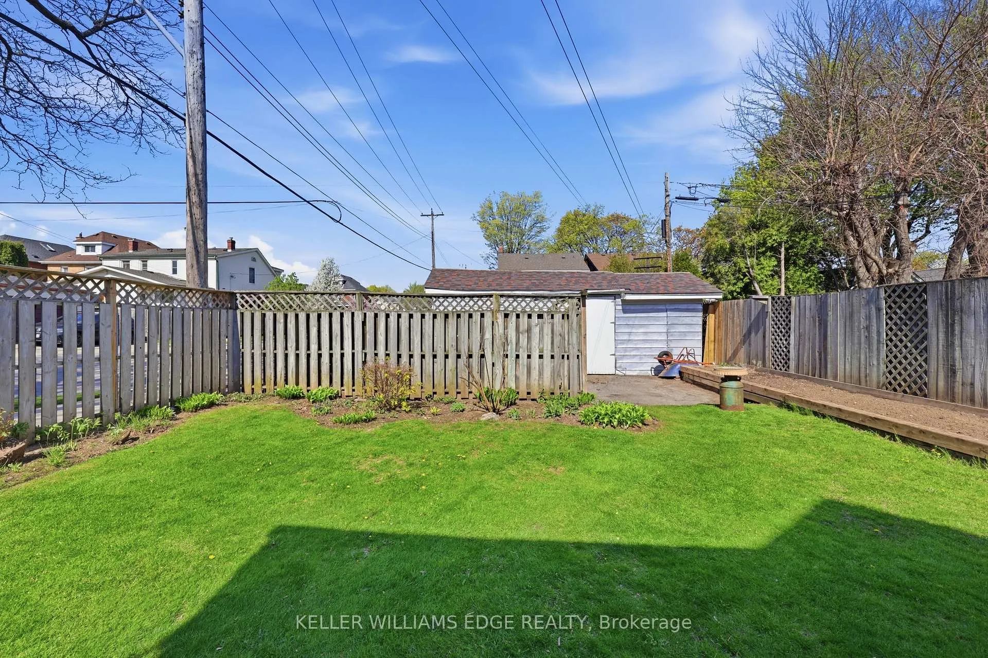 Photo 35 of 74 Graham Avenue S, Hamilton, Delta — HOMEH