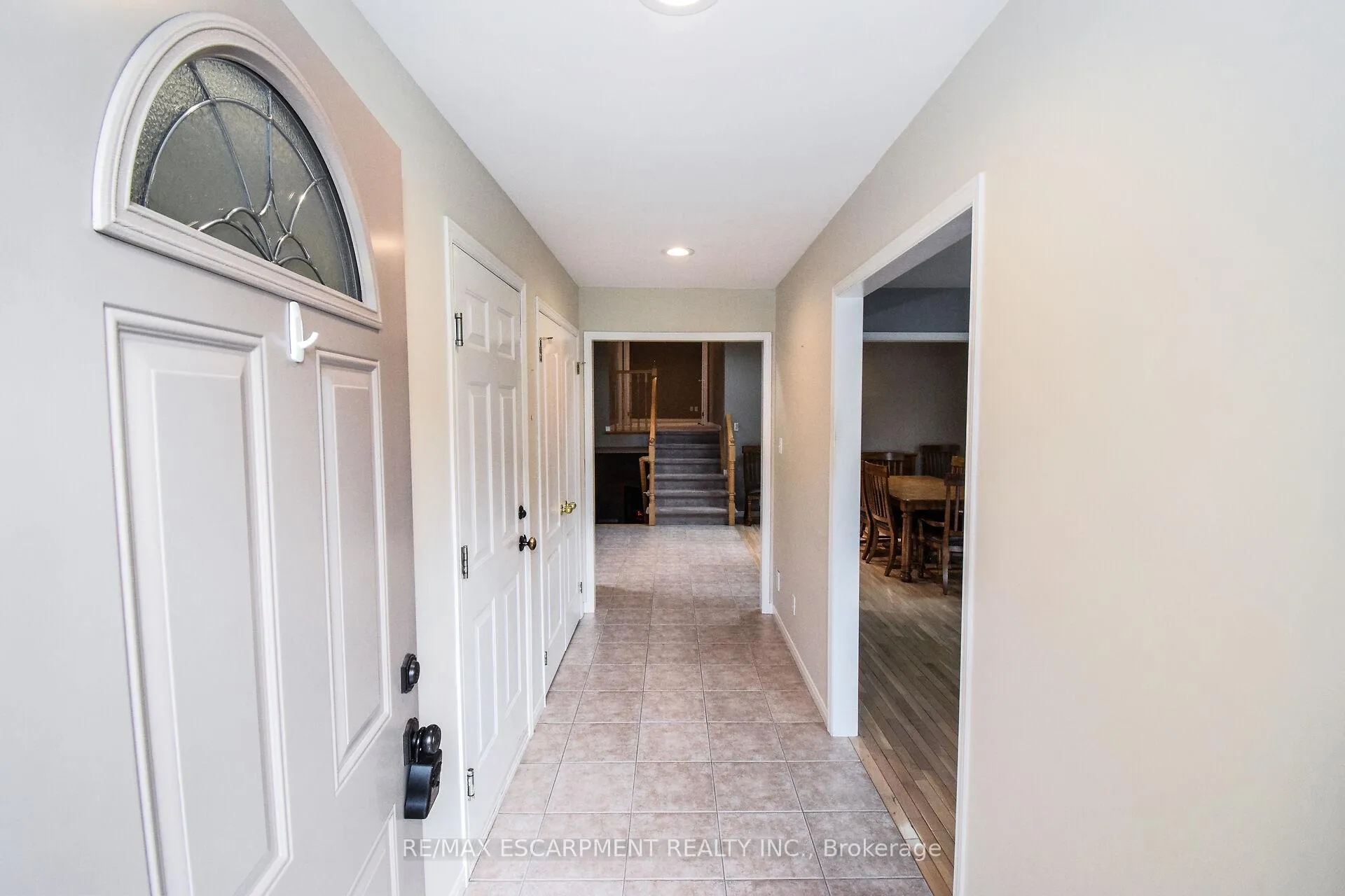 Photo 5 of 67 Lawnhurst Drive, Hamilton, Lawfield — HOMEH