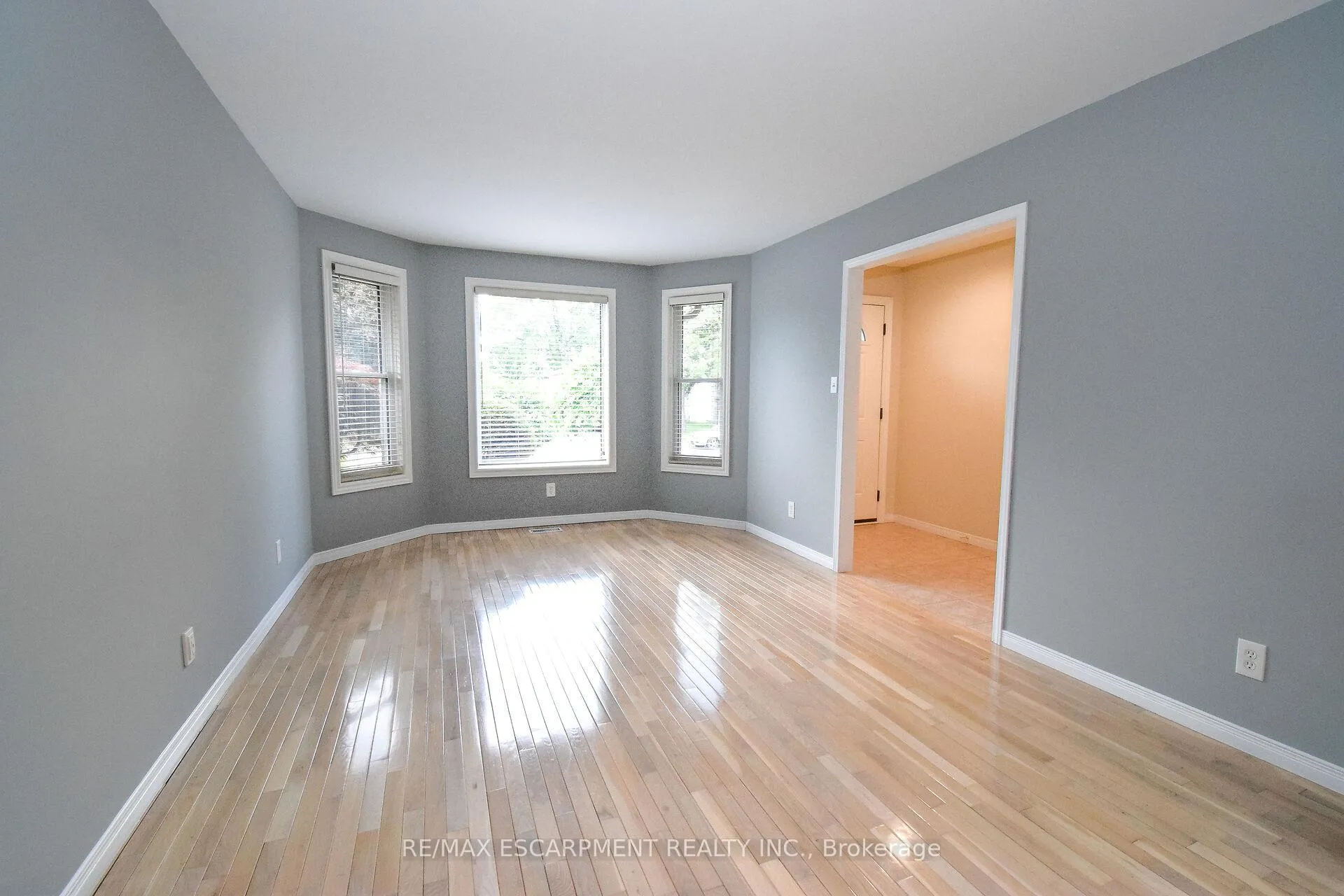 Photo 7 of 67 Lawnhurst Drive, Hamilton, Lawfield — HOMEH