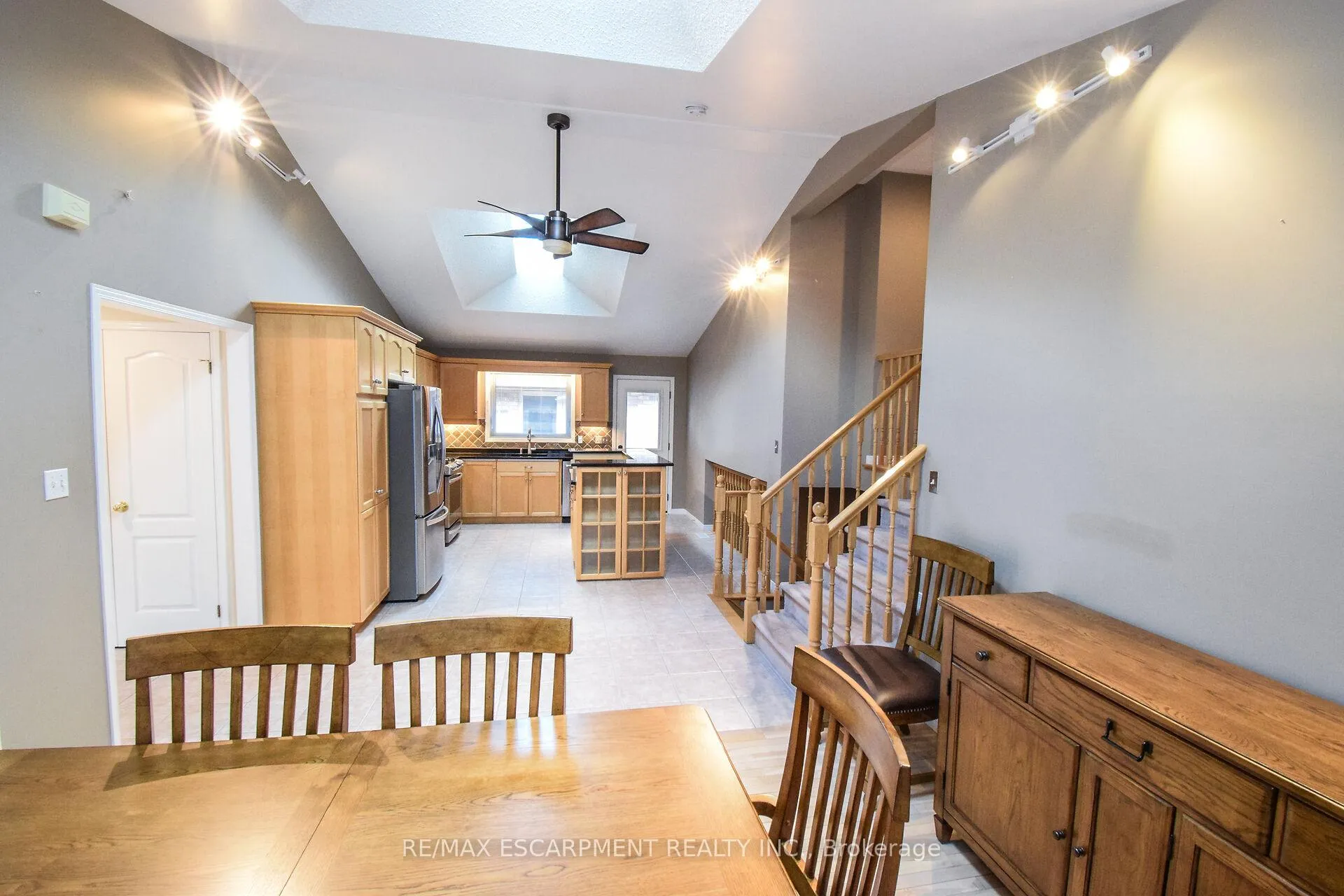 Photo 11 of 67 Lawnhurst Drive, Hamilton, Lawfield — HOMEH