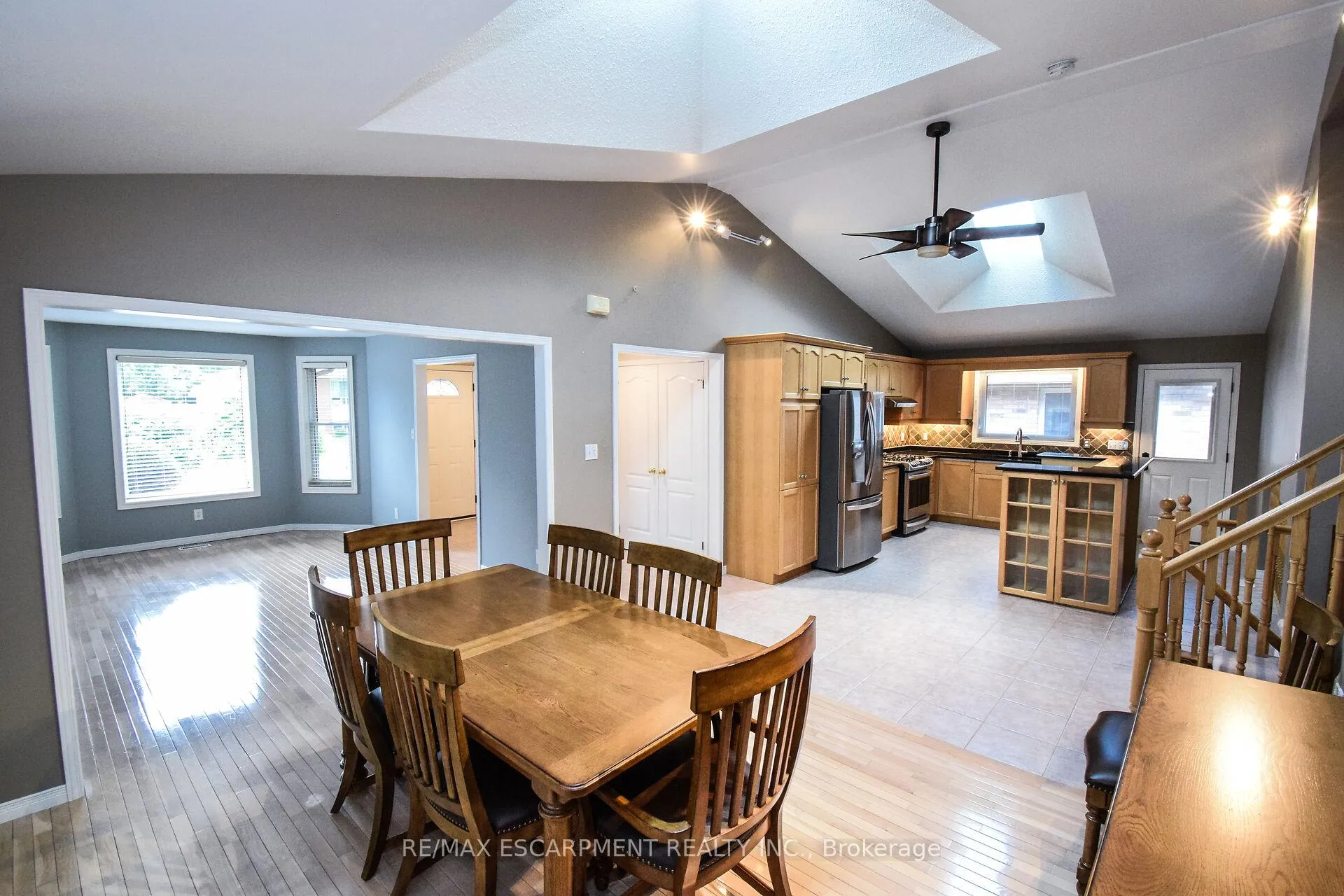 Photo 12 of 67 Lawnhurst Drive, Hamilton, Lawfield — HOMEH
