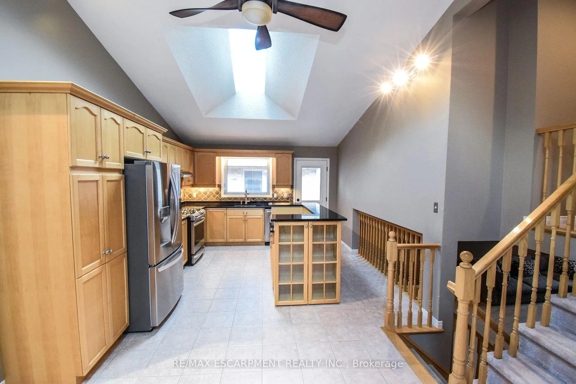 Photo 14 of 67 Lawnhurst Drive, Hamilton, Lawfield — HOMEH