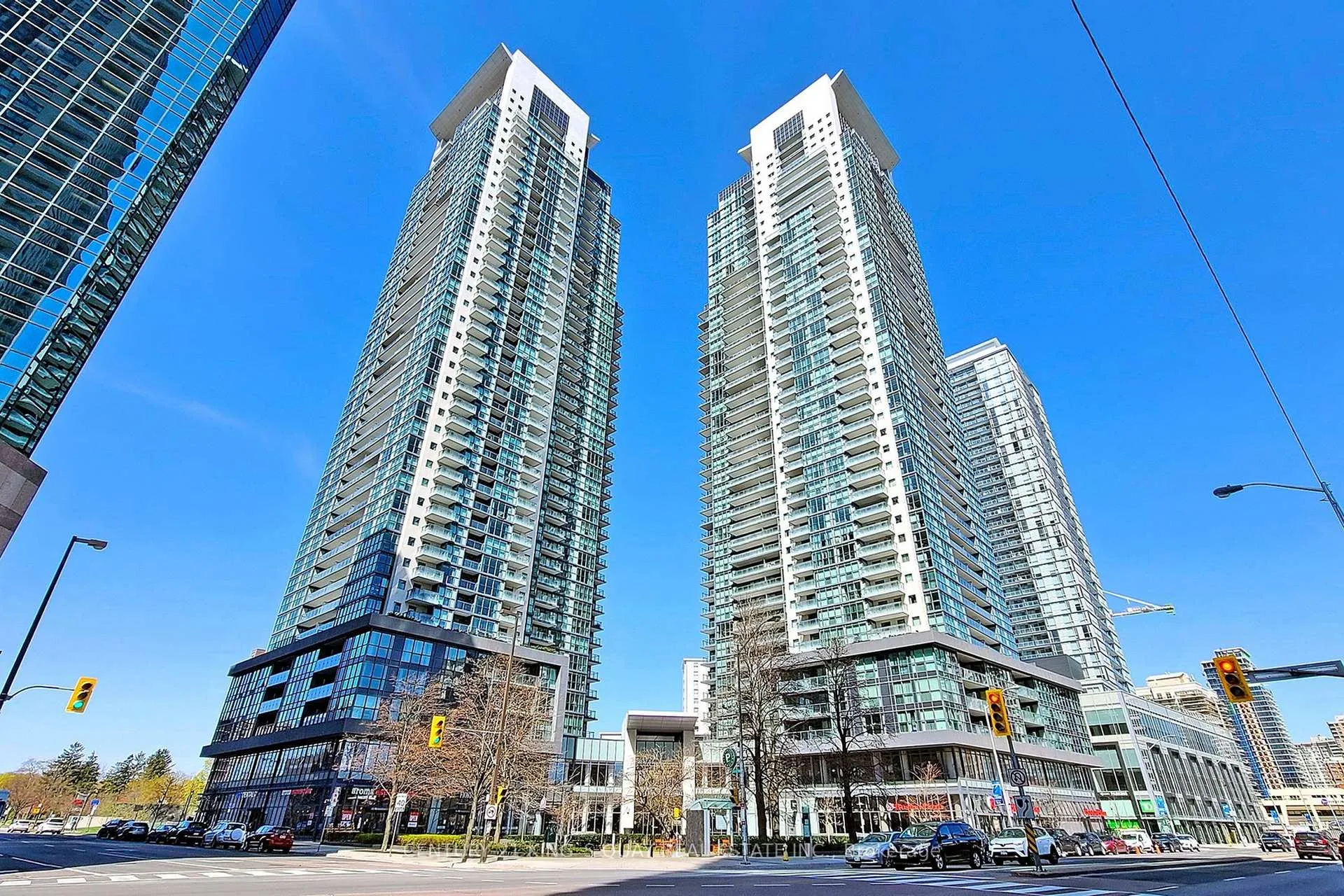 Front of Unit Ph101, 5162 Yonge Street