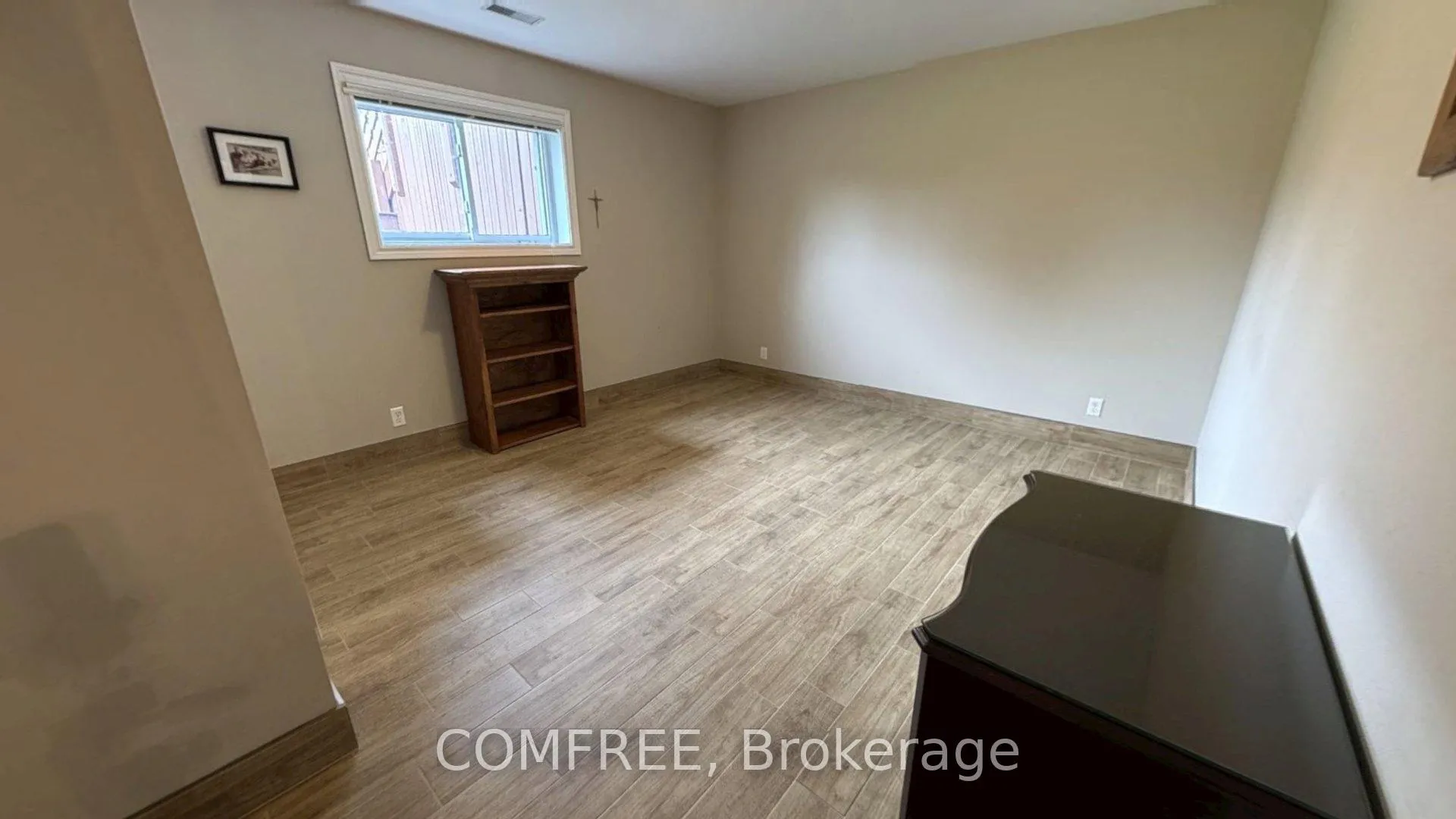 Photo 23 of 372 East Puce Road, Lakeshore — HOMEH