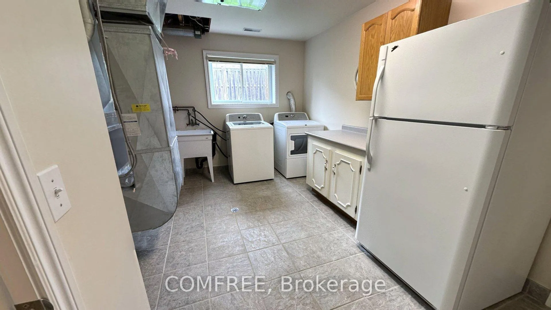 Photo 27 of 372 East Puce Road, Lakeshore — HOMEH