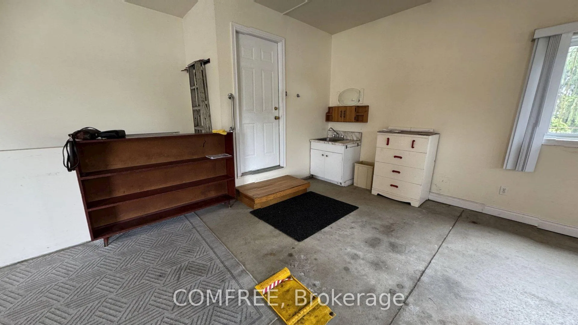 Photo 30 of 372 East Puce Road, Lakeshore — HOMEH