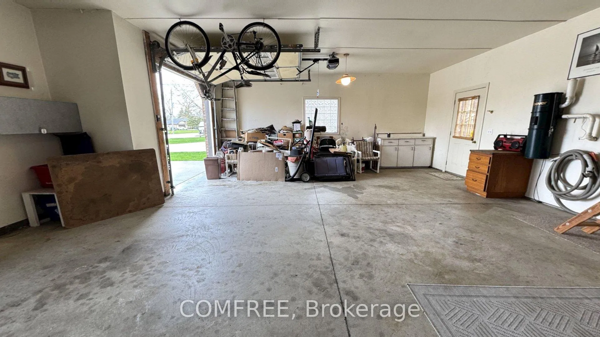 Photo 31 of 372 East Puce Road, Lakeshore — HOMEH
