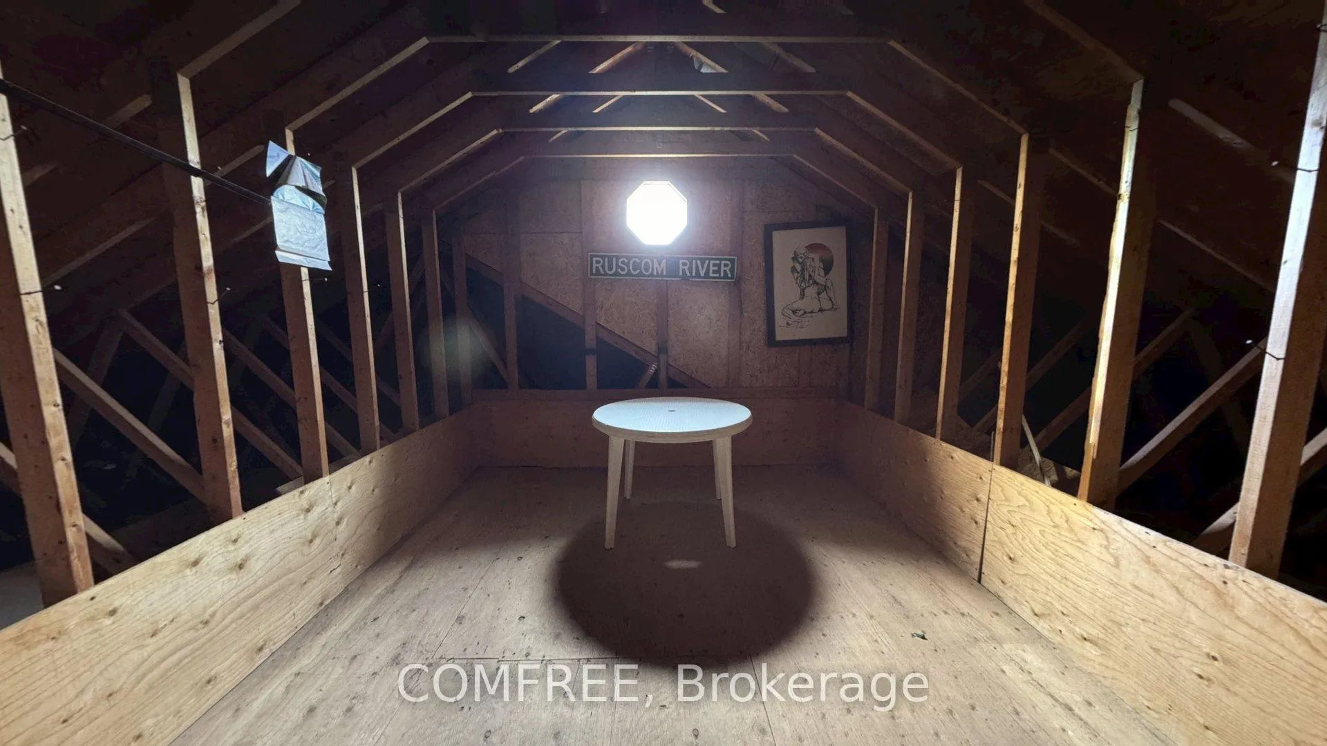 Photo 33 of 372 East Puce Road, Lakeshore — HOMEH