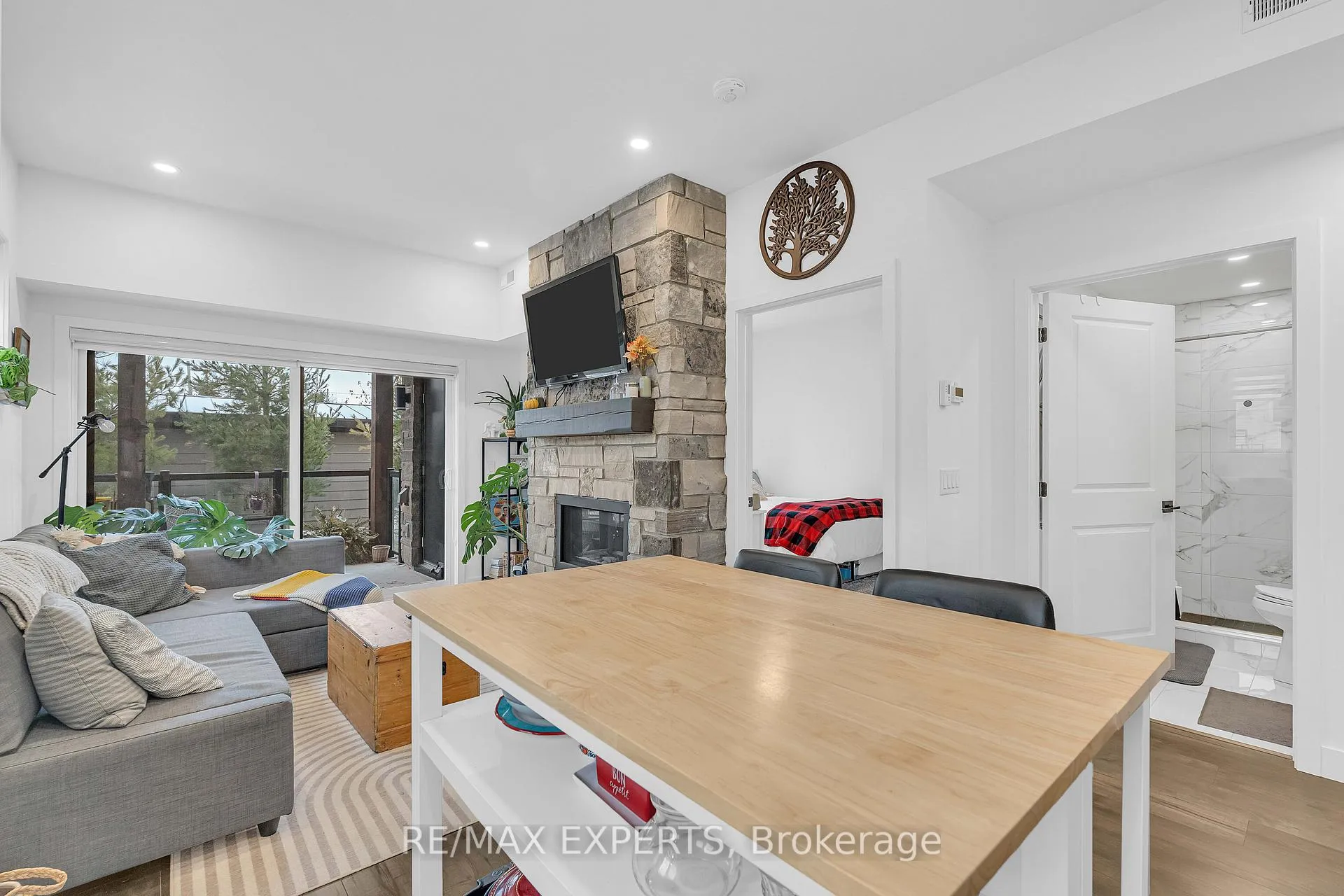 Photo 33 of Unit 101, 22 Beckwith Lane, Blue Mountains — HOMEH