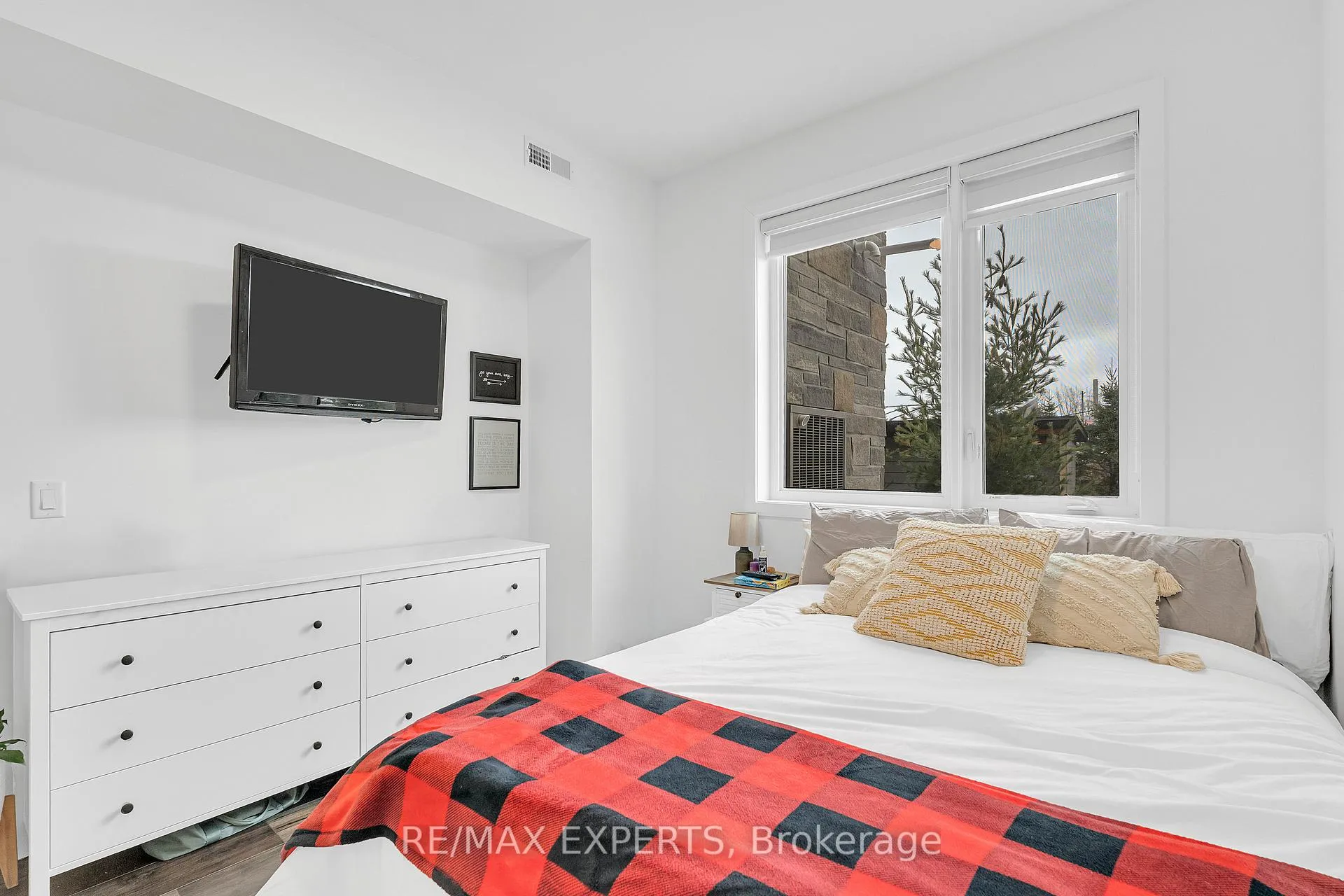 Photo 35 of Unit 101, 22 Beckwith Lane, Blue Mountains — HOMEH