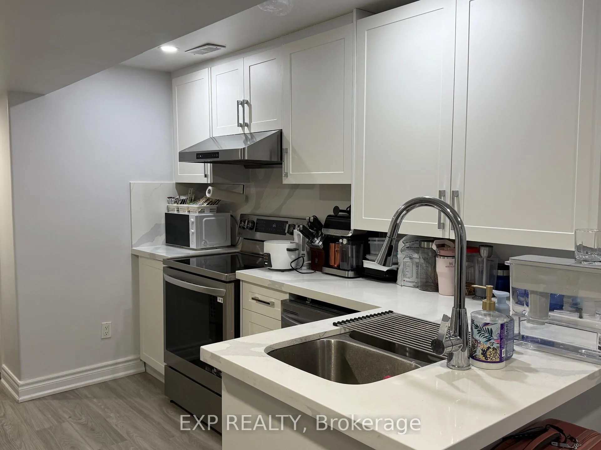 Photo 7 of Unit Lower, 130 Adventure Crescent, Vaughan, Vellore Village — HOMEH