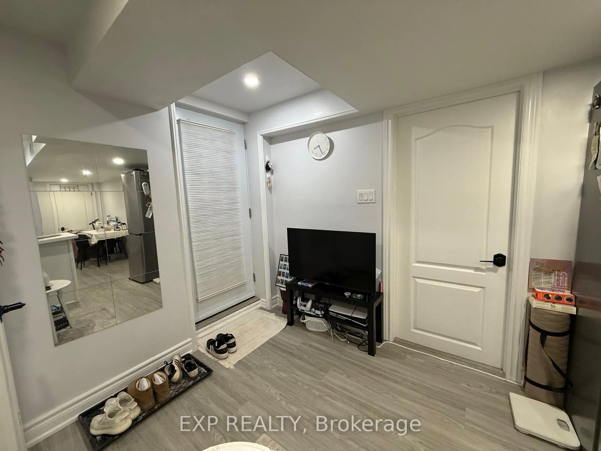 Photo 9 of Unit Lower, 130 Adventure Crescent, Vaughan, Vellore Village — HOMEH
