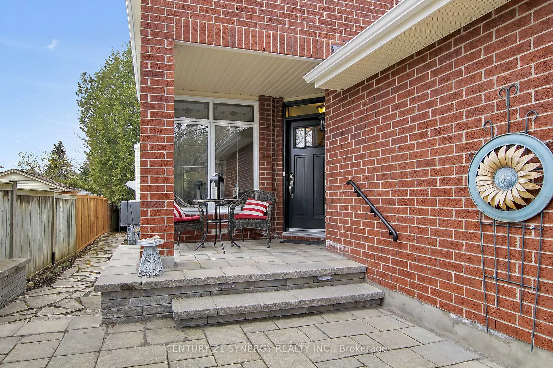 Photo 3 of 132 Springcreek Crescent, Ottawa, Kanata - Bridlewood — HOMEH