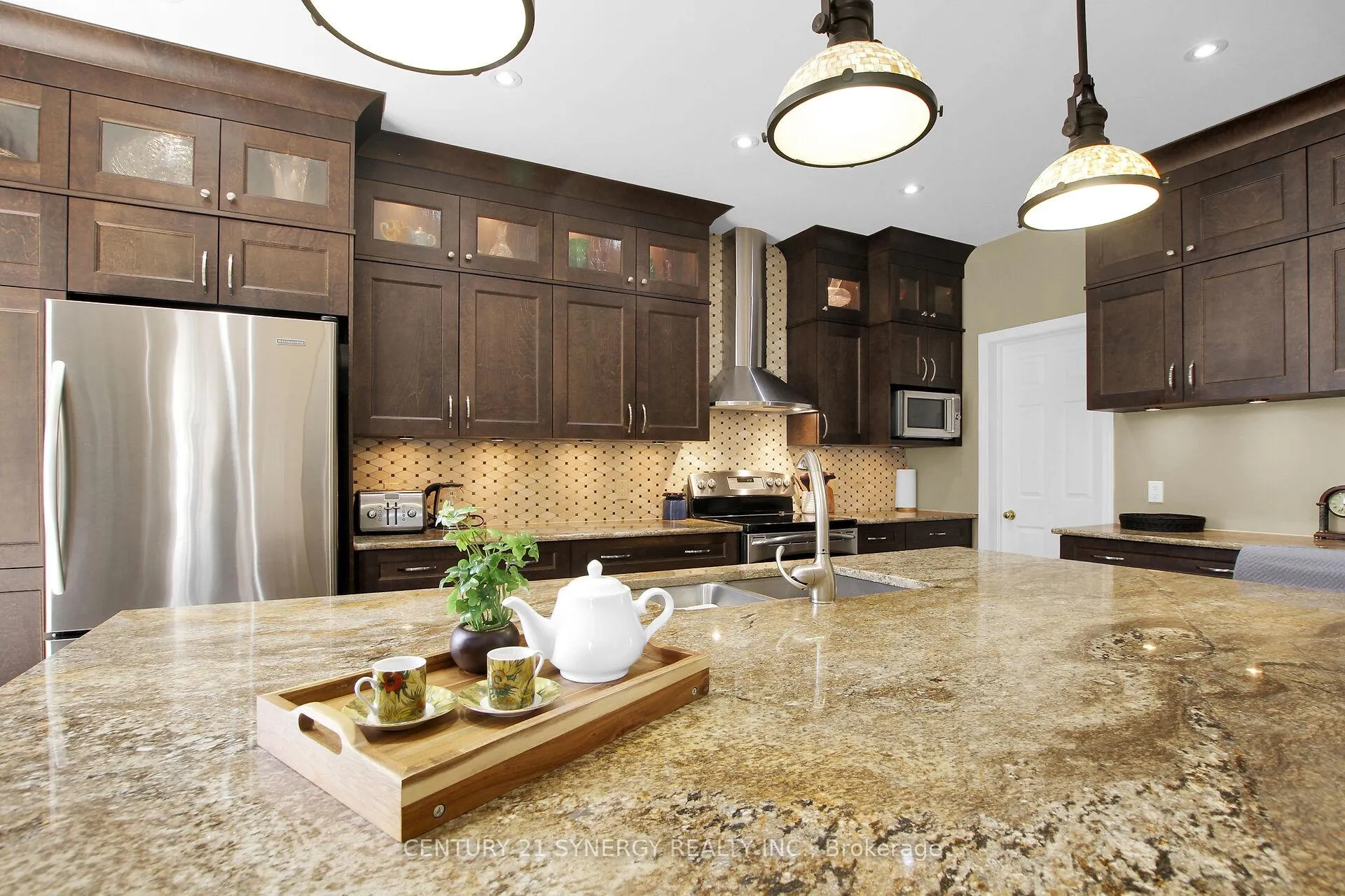 Photo 13 of 132 Springcreek Crescent, Ottawa, Kanata - Bridlewood — HOMEH