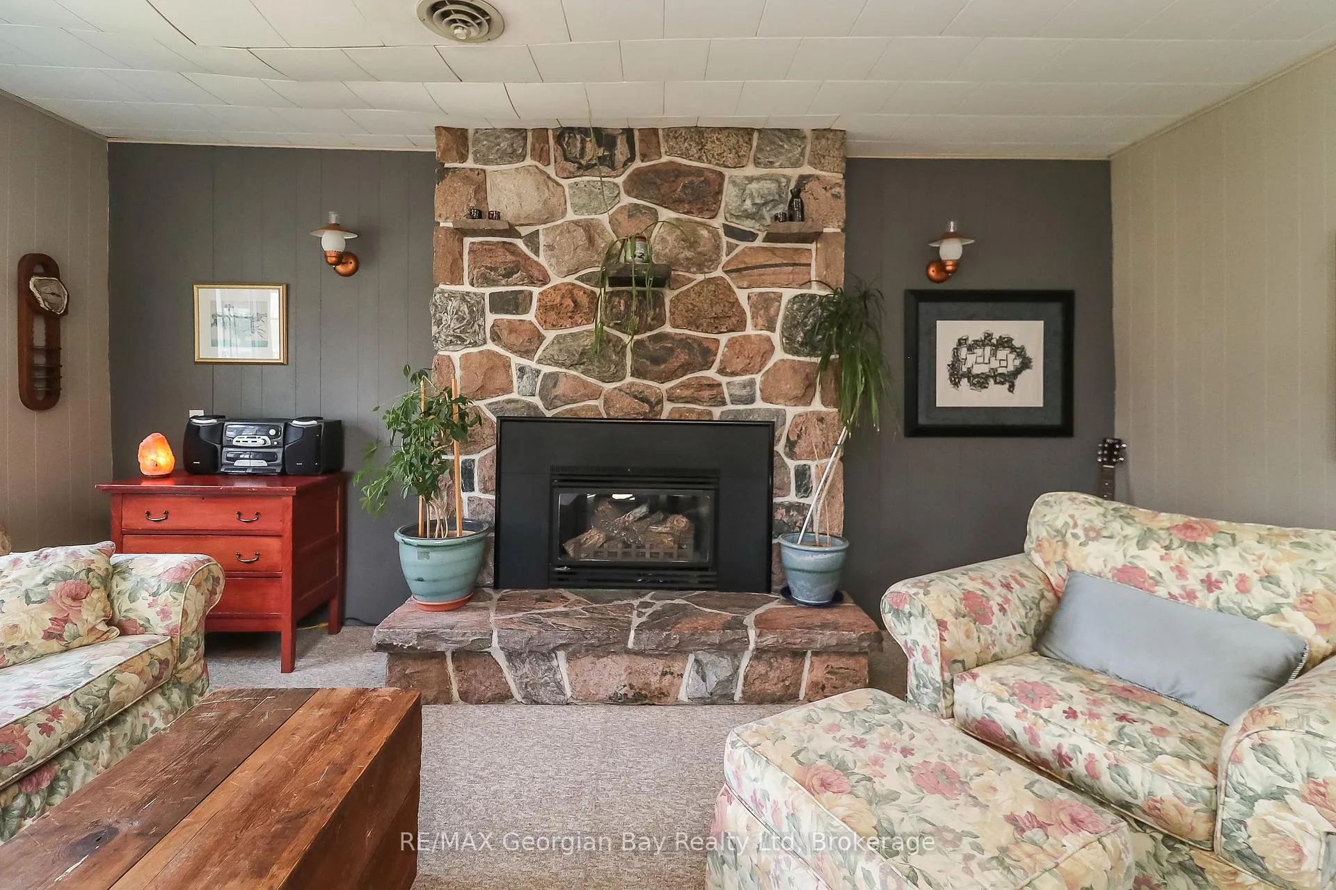 Photo 9 of 215 Palmer Street, Tay, Waubaushene — HOMEH