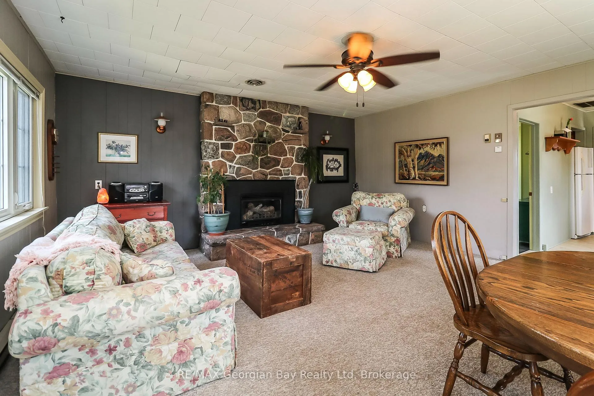 Photo 11 of 215 Palmer Street, Tay, Waubaushene — HOMEH