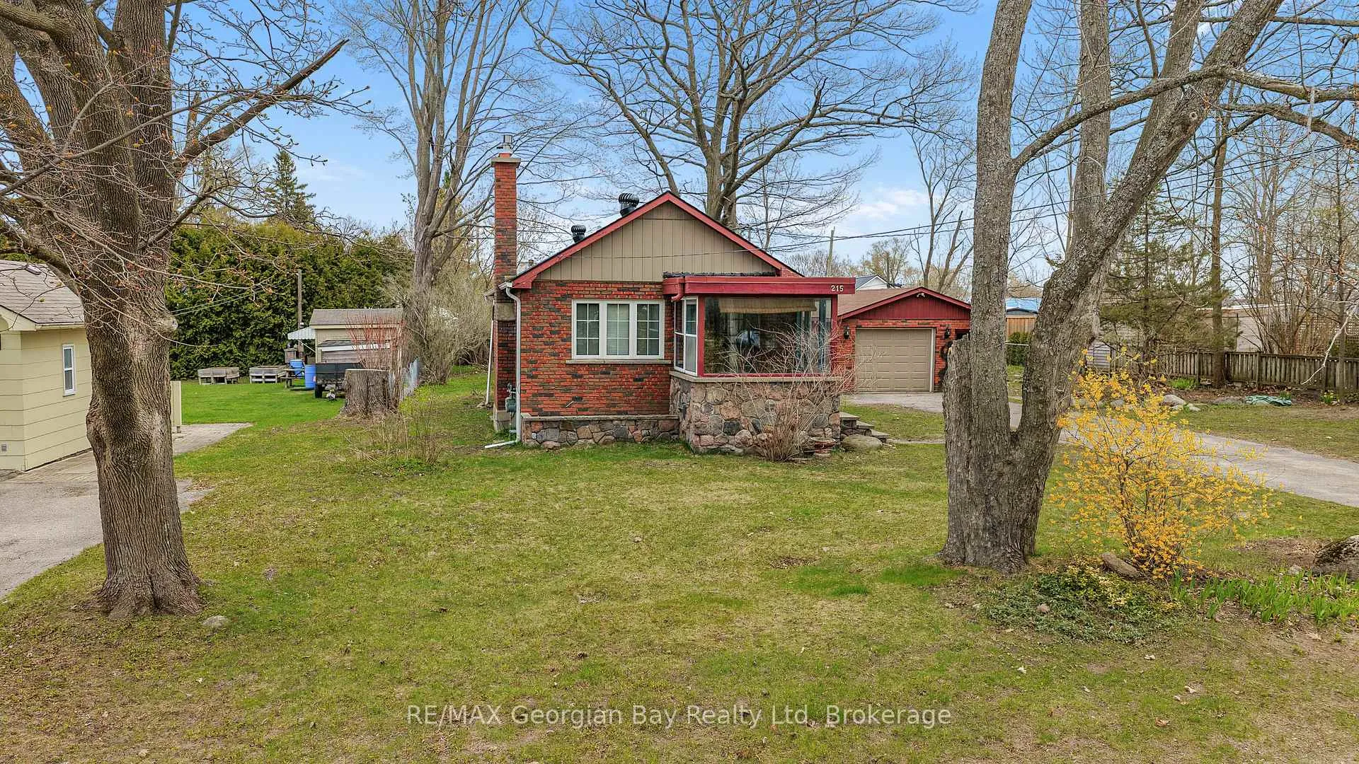 Photo 23 of 215 Palmer Street, Tay, Waubaushene — HOMEH