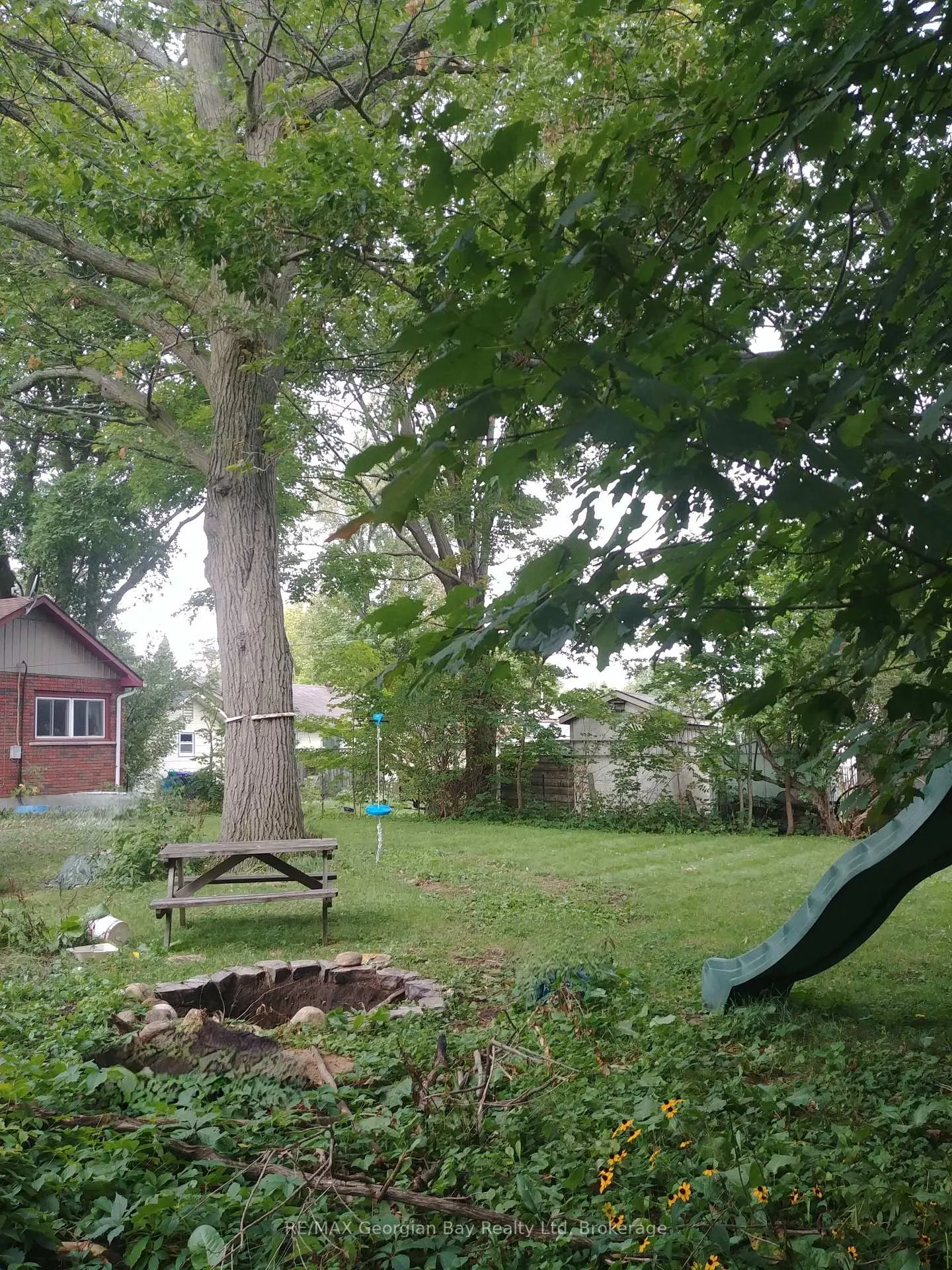Photo 26 of 215 Palmer Street, Tay, Waubaushene — HOMEH