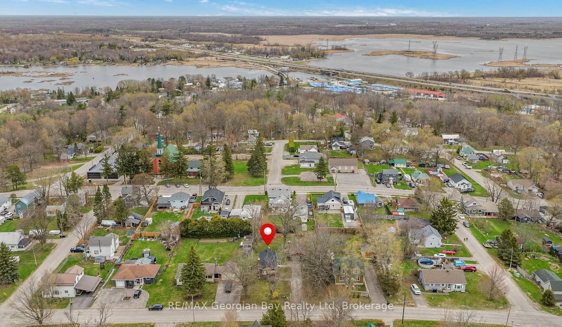 Photo 33 of 215 Palmer Street, Tay, Waubaushene — HOMEH