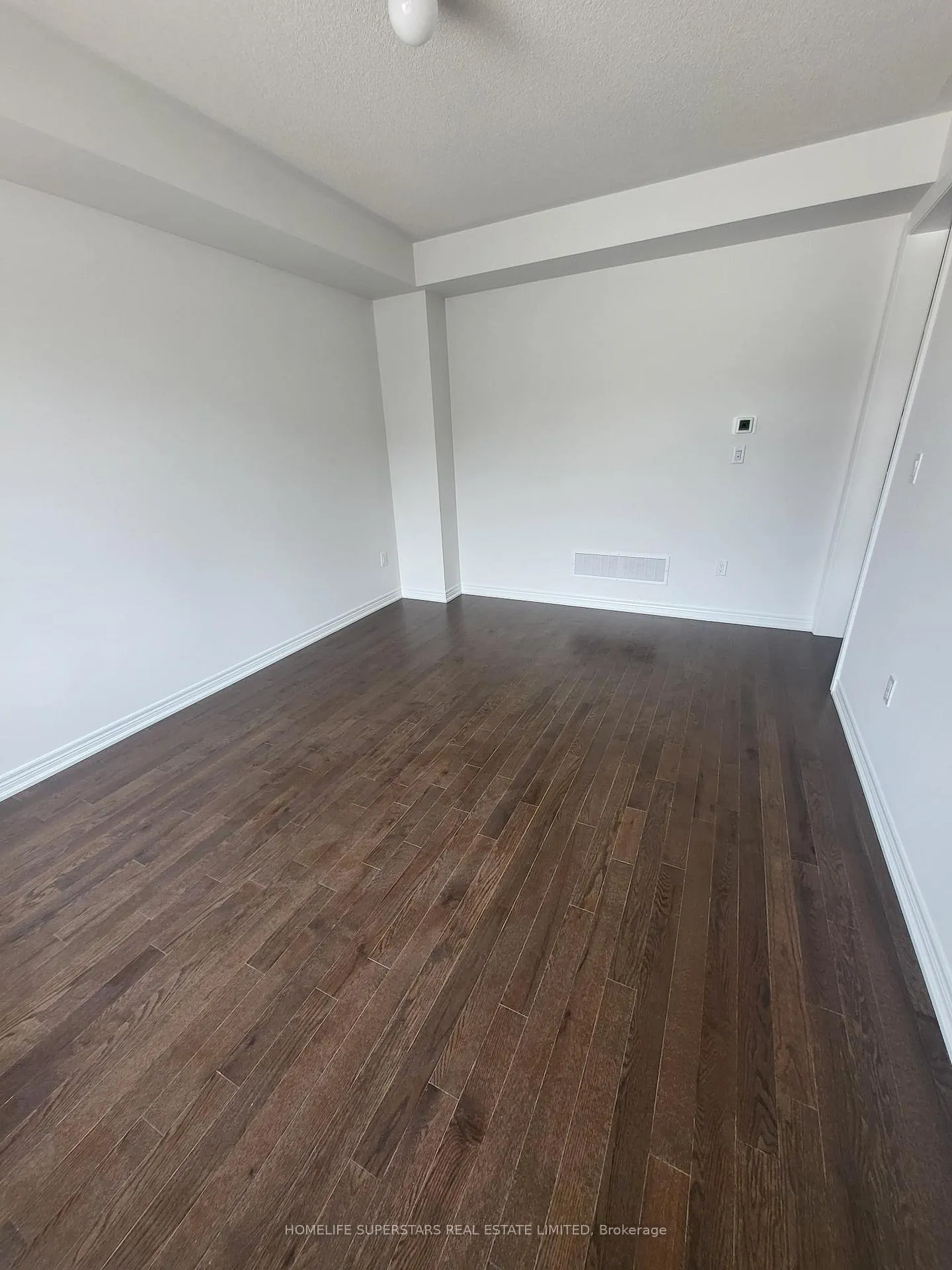 Photo 10 of 1247 Winding Wood Trail, Pickering, Rural Pickering — HOMEH