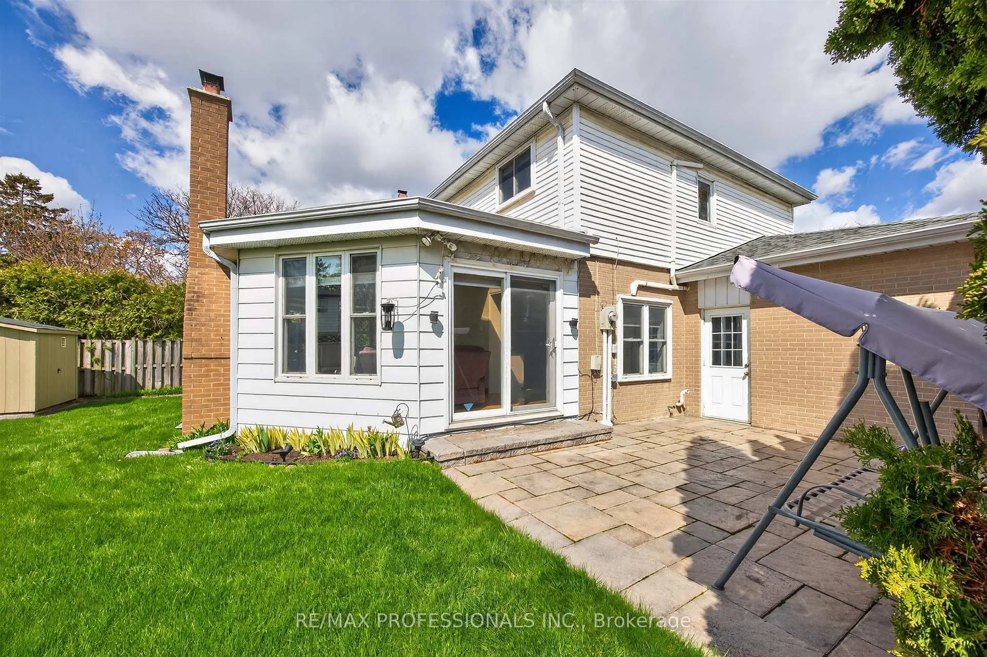 Photo 16 of 3 Caledon Court, Brampton, Avondale — HOMEH