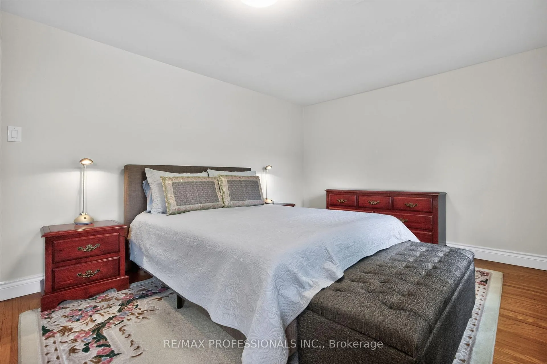 Photo 22 of 3 Caledon Court, Brampton, Avondale — HOMEH