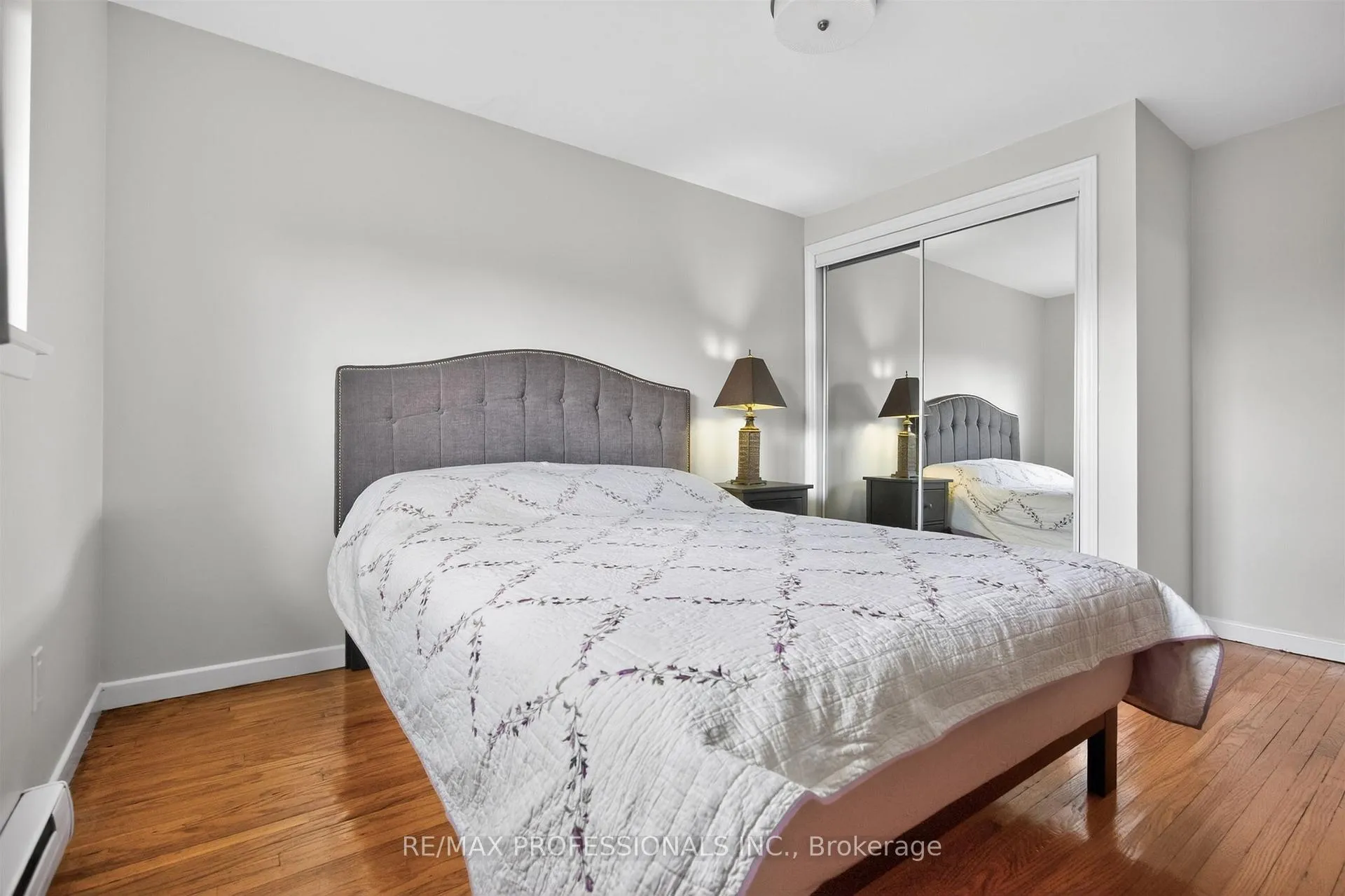 Photo 26 of 3 Caledon Court, Brampton, Avondale — HOMEH