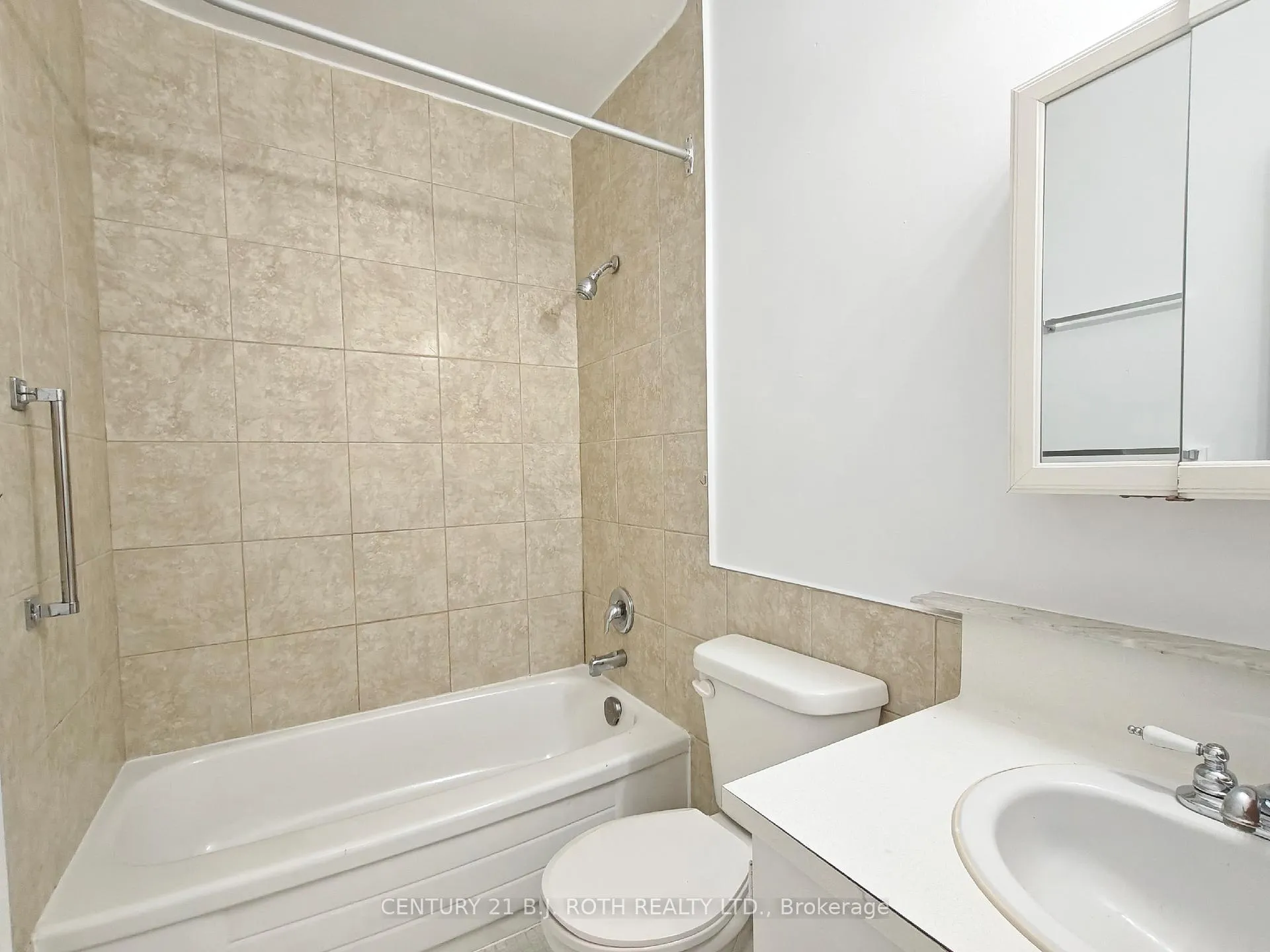 Photo 11 of Unit 407, 98 Holgate Street, Barrie, Allandale — HOMEH