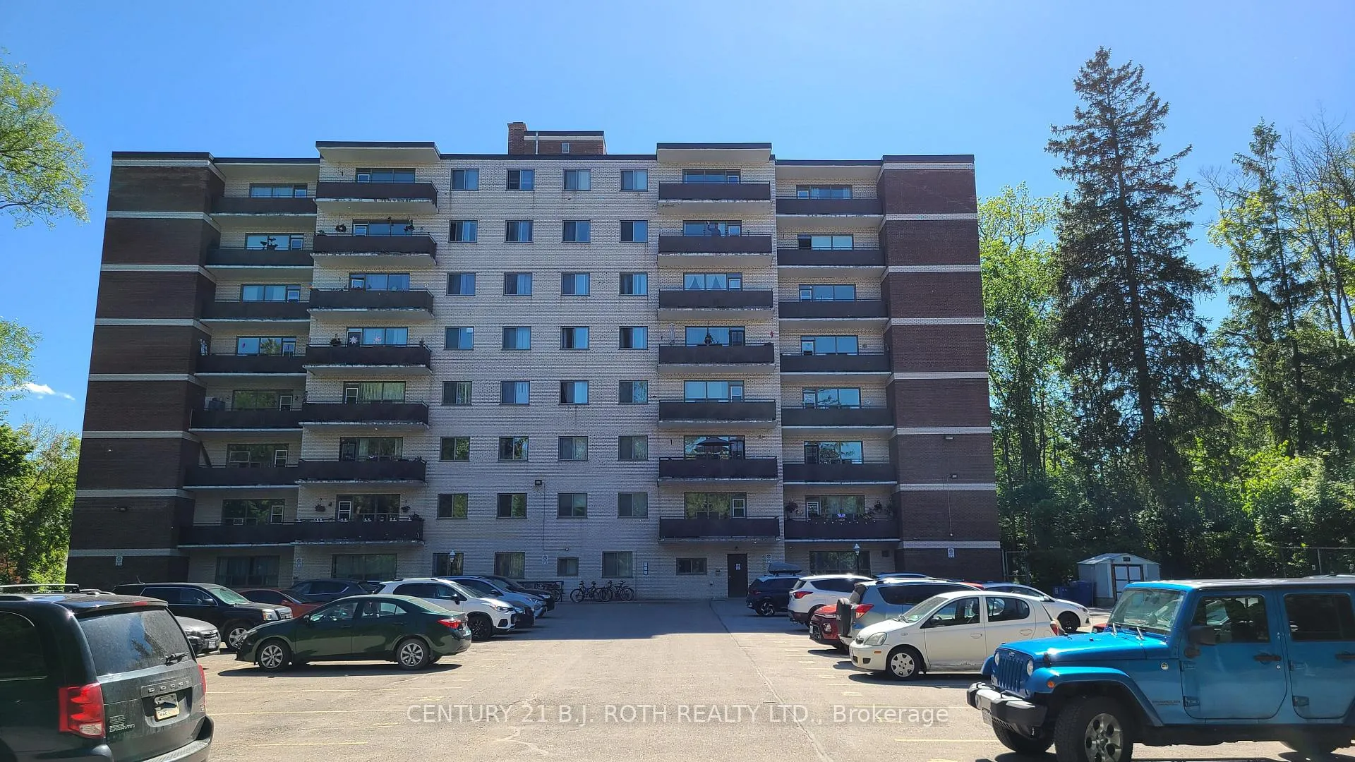 Photo 12 of Unit 405, 37 Peel Street, Barrie, City Centre — HOMEH